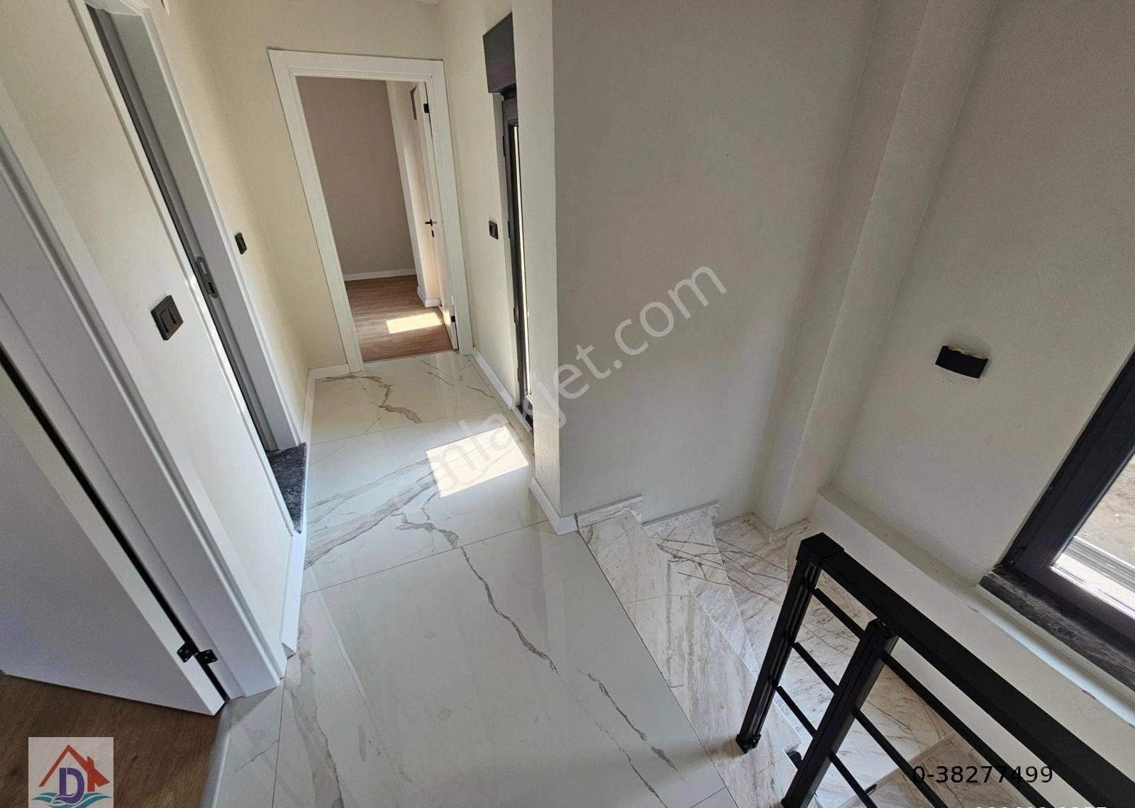 Denize 2 . Sırada , 4+1 Müstakil Parsel , Havuzlu Lüks Villa - Görsel 17