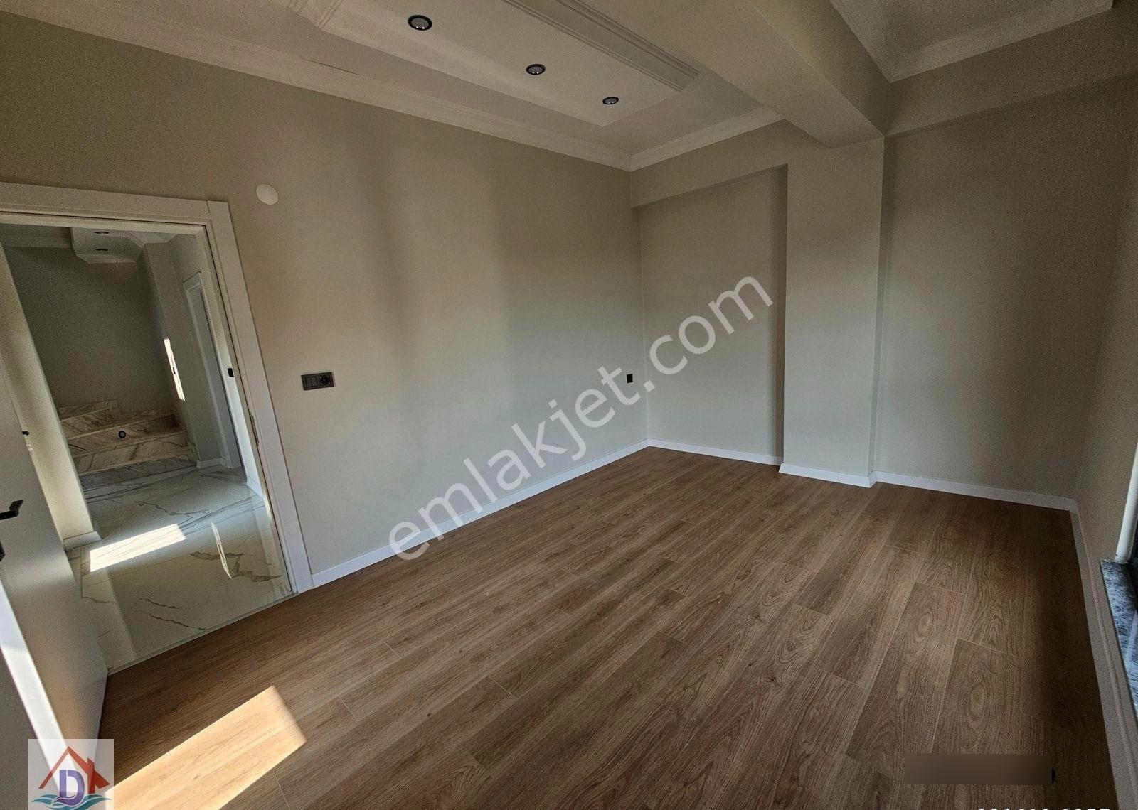 Denize 2 . Sırada , 4+1 Müstakil Parsel , Havuzlu Lüks Villa - Görsel 24