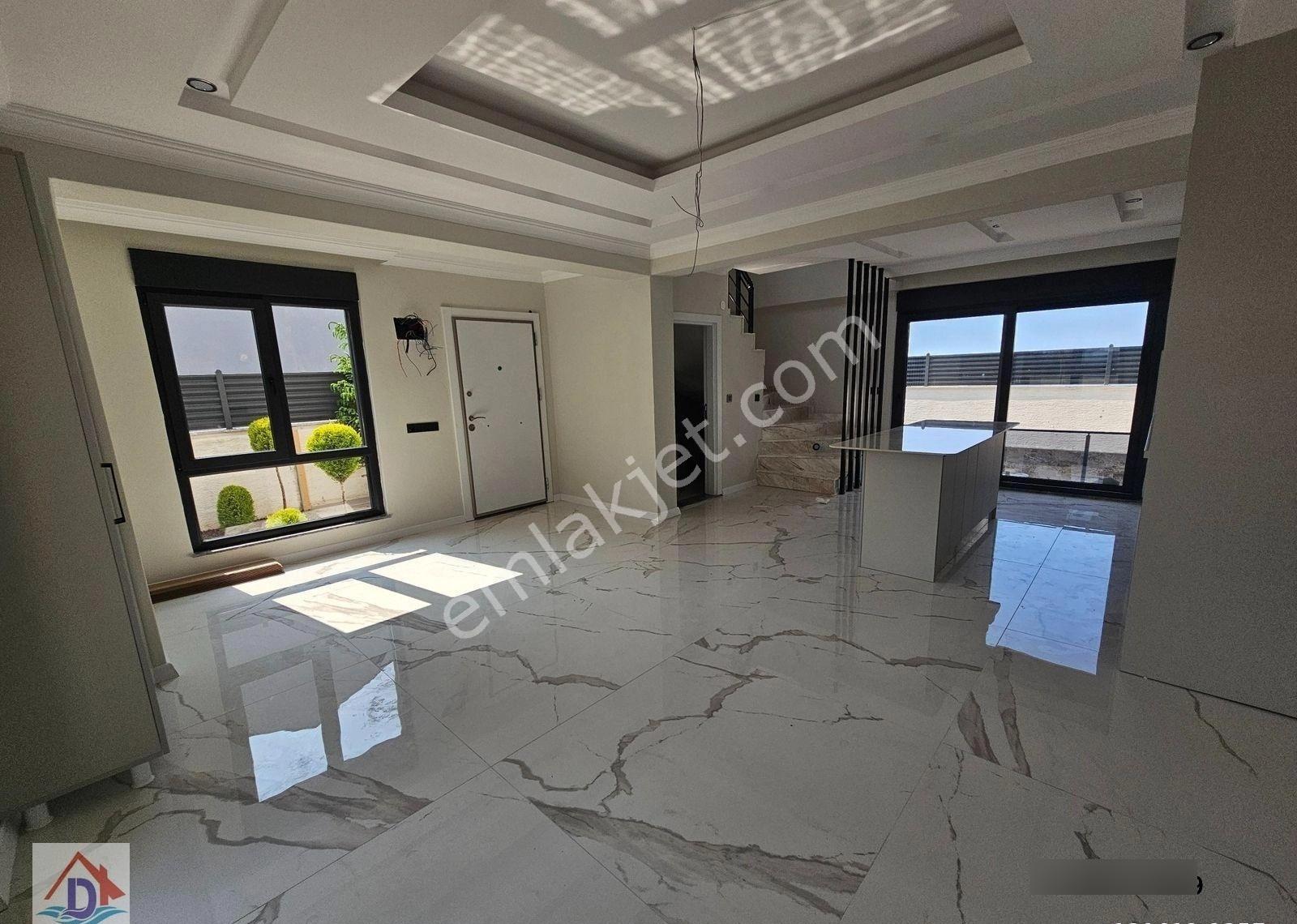 Denize 2 . Sırada , 4+1 Müstakil Parsel , Havuzlu Lüks Villa - Görsel 29