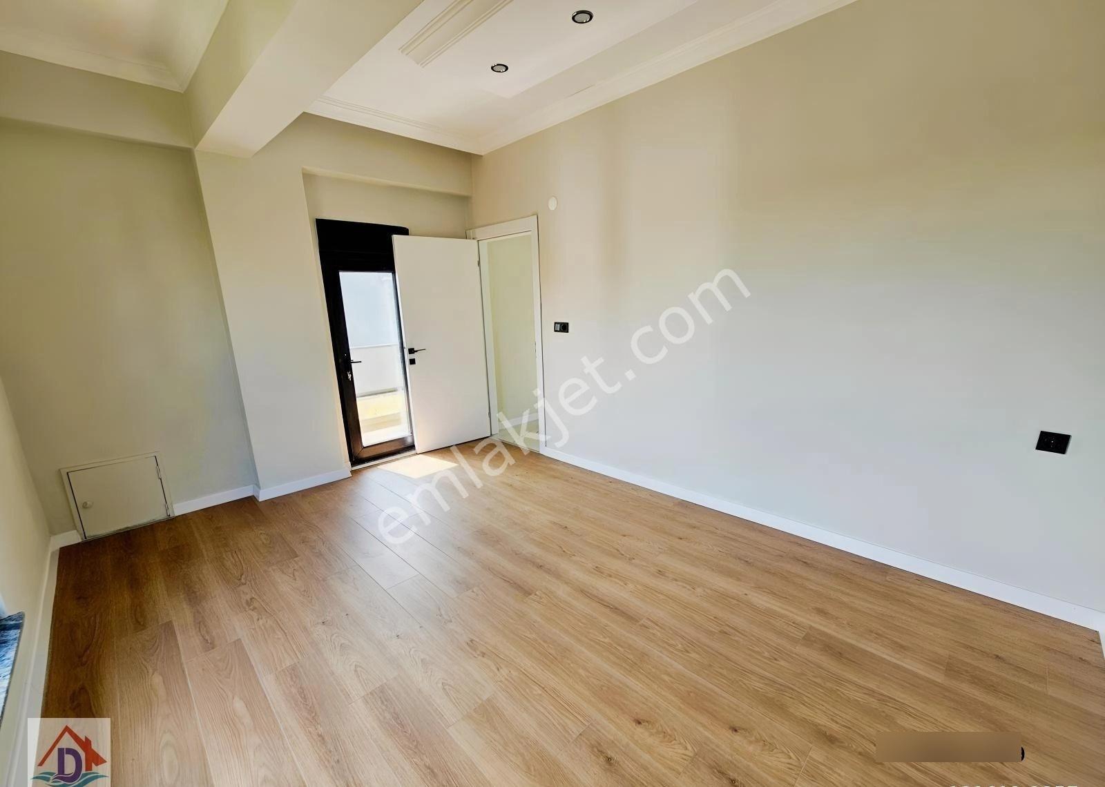Denize 2 . Sırada , 4+1 Müstakil Parsel , Havuzlu Lüks Villa - Görsel 11