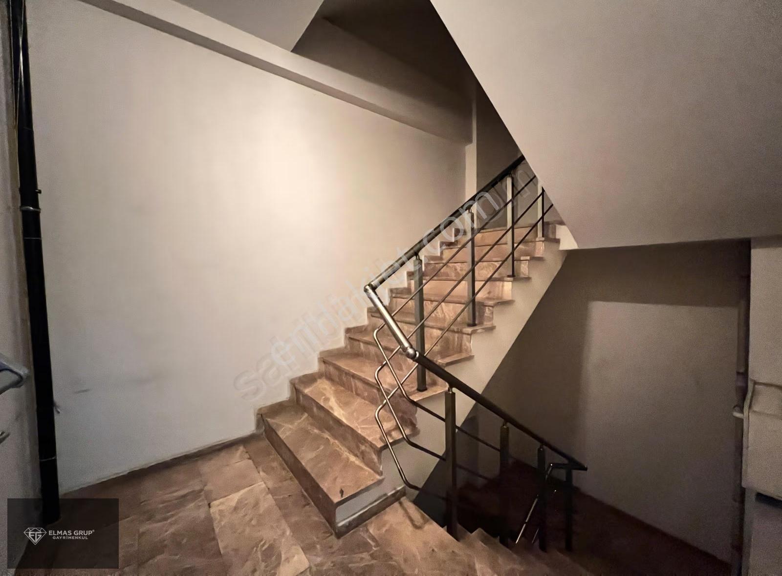 Çayırovada Avm Karşısı, İşlek Cadde Üzerinde Kiralık Dükkan! - Görsel 6