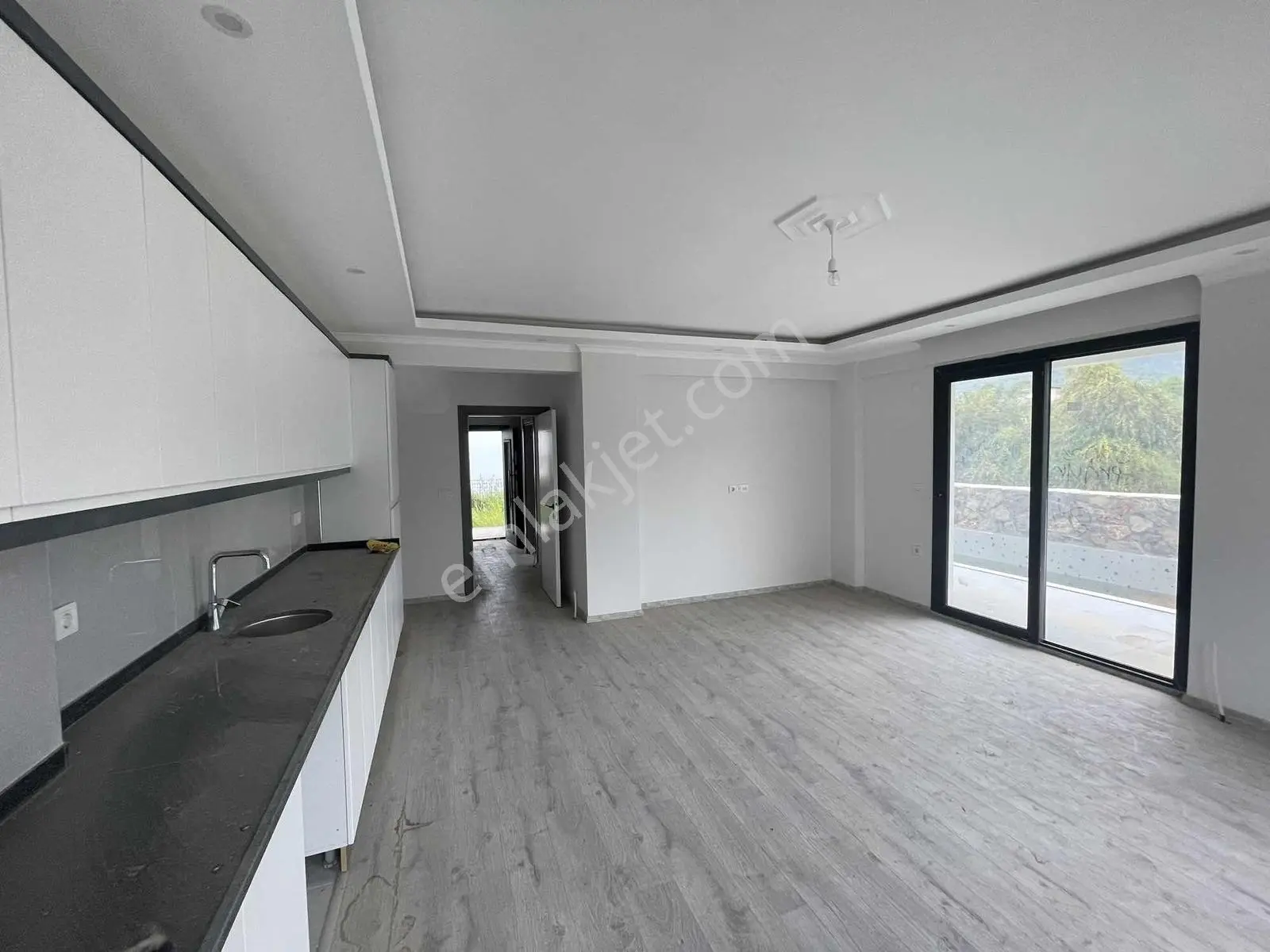 Fethiye Karagedik ( 4+1 ) Tripleks Villa Köşe Parsel Önü Park - Görsel 5