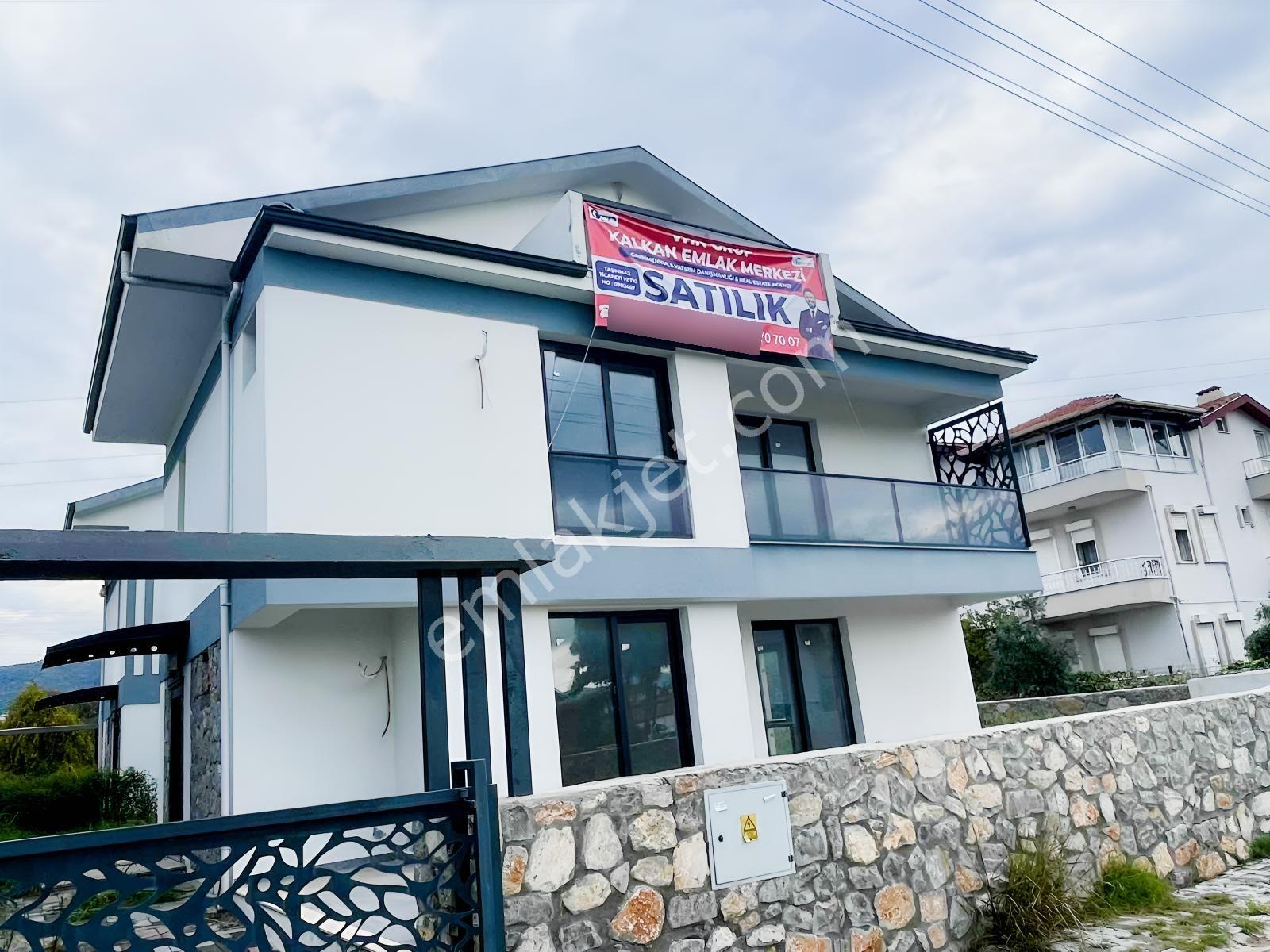Fethiye Karagedik ( 4+1 ) Tripleks Villa Köşe Parsel Önü Park - Görsel 16