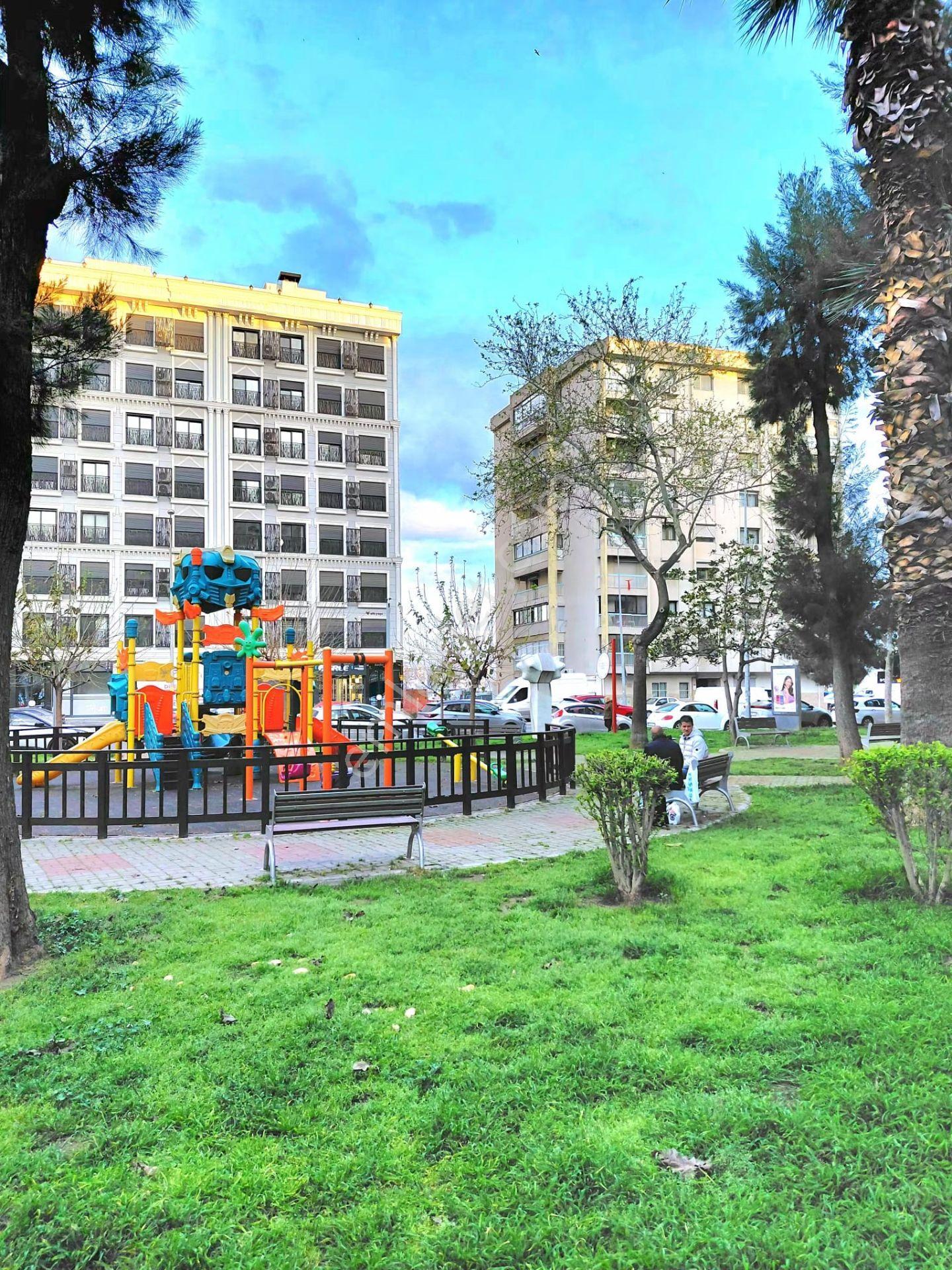 Alaybey Yalı Tramvay Son Durak Deniz Manzaralı 2 Wc Kapalı Mutfak 3+1 - Görsel 33