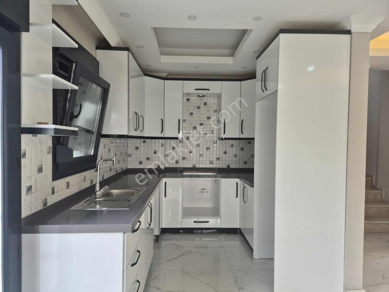 Dağlı gayrimenkul'den 4+1 Denize Yakın Modern Yapım Sıfır Villa - Görsel 15