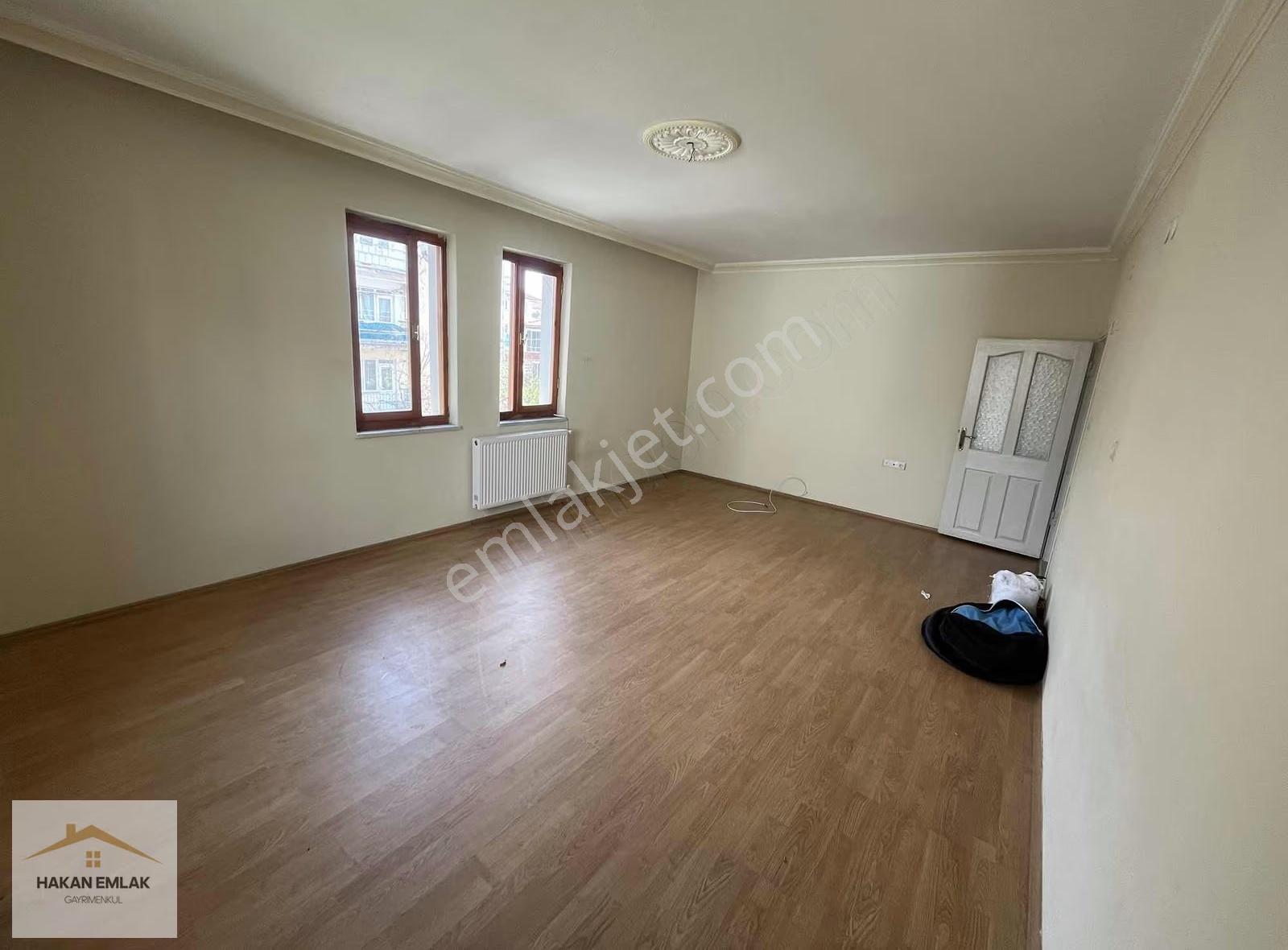 Hakan Emlak'tan Kafkasevlerde 3+1 Kiralık Daire - Görsel 9