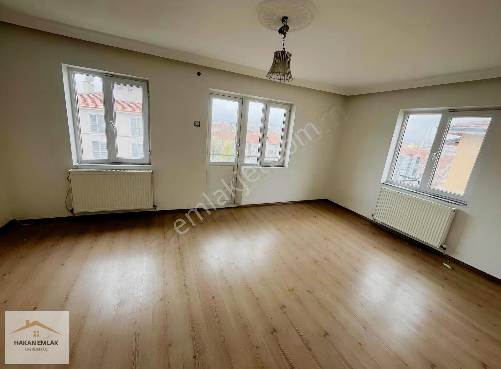 Hakan Emlak'tan Kapaklıda 2+1 Kiralık Daire - Görsel 6