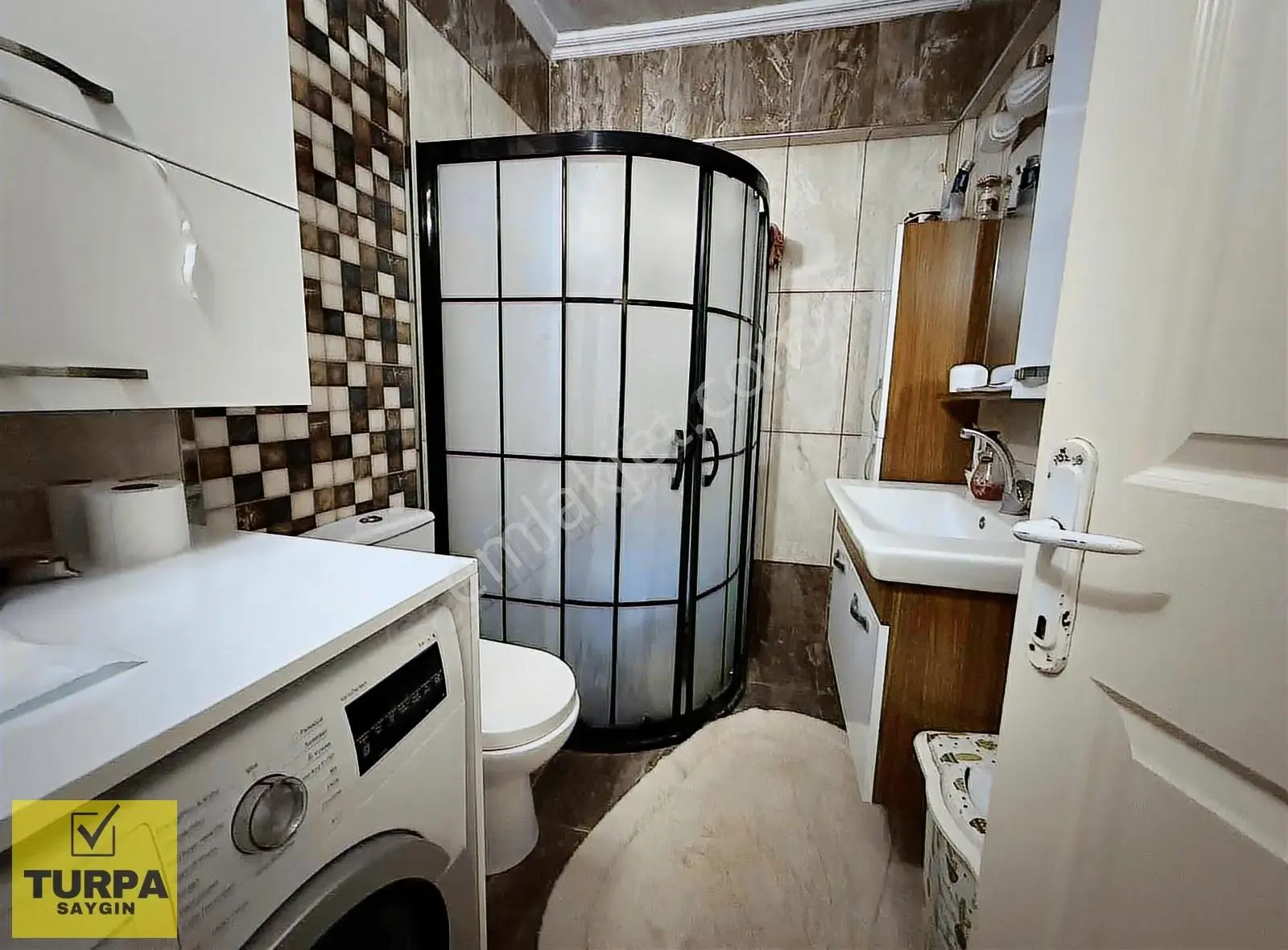 Turpa Saygından Ferah Daire Eşyalı Satılık - Görsel 3