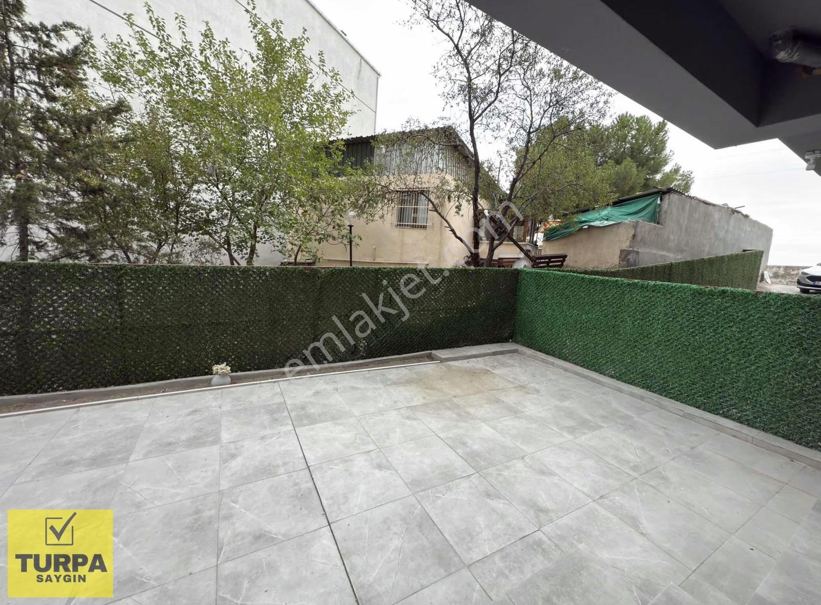 Gülyaka / 1+1 / 22.000₺ / Kiracılı / Bahçeli / Eşyalı / 2 Yaşnda - Görsel 23
