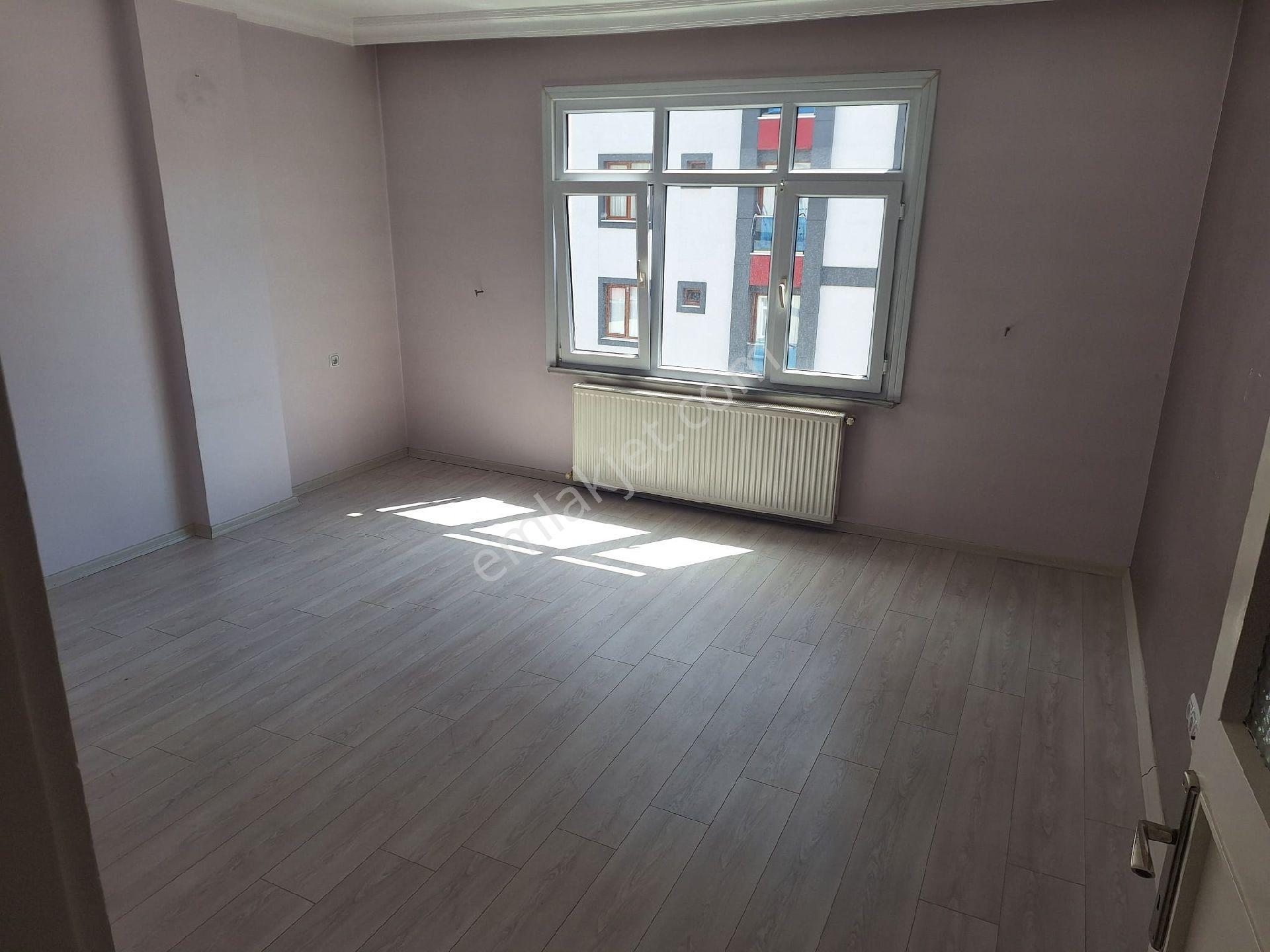 Ümraniye Tepeüstü Mahallesi 2+1 100 Metre Kiralık Daire 3.kat Metro Yürüme Mesafeli - Görsel 21