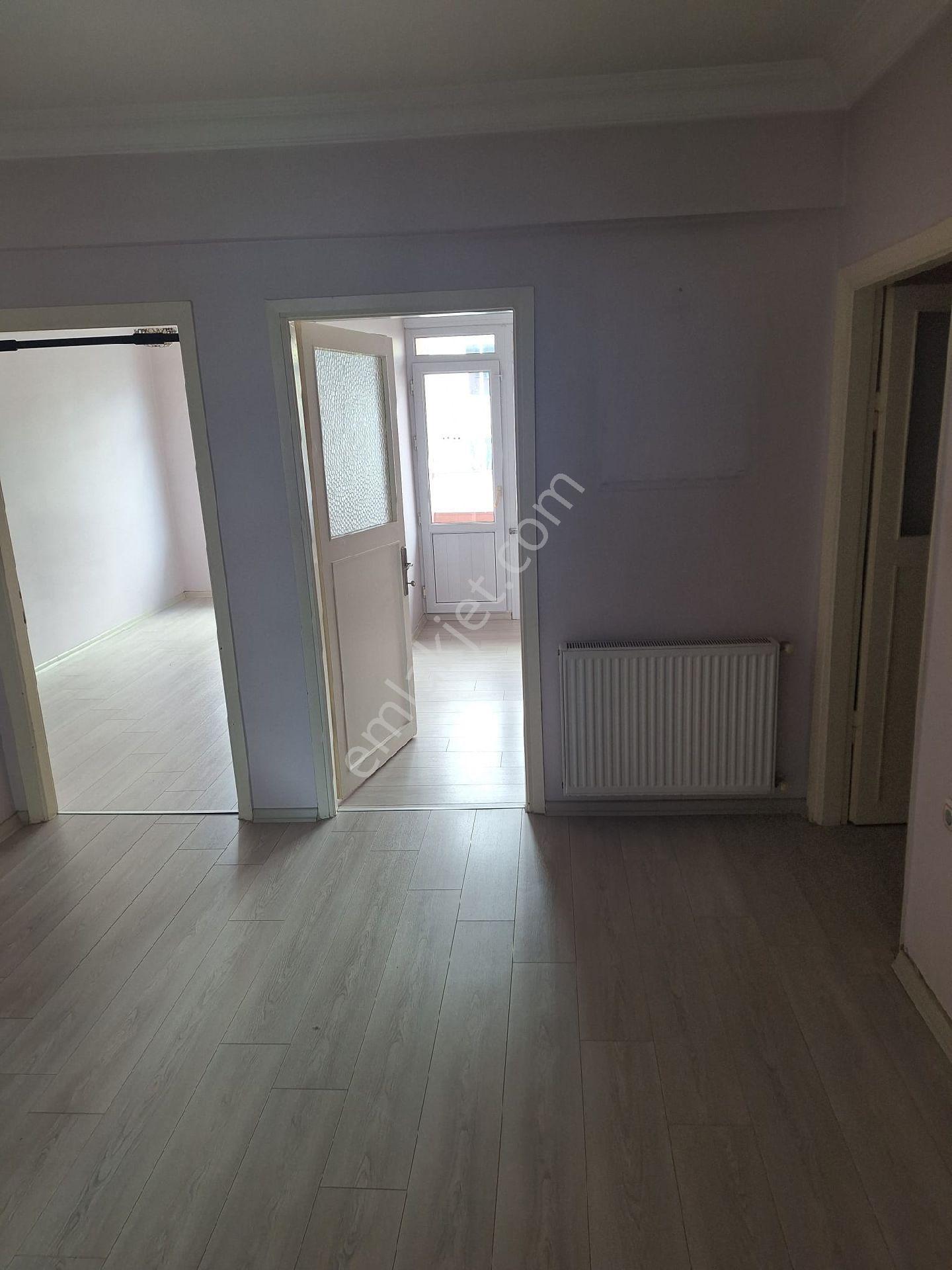 Ümraniye Tepeüstü Mahallesi 2+1 100 Metre Kiralık Daire 3.kat Metro Yürüme Mesafeli - Görsel 18