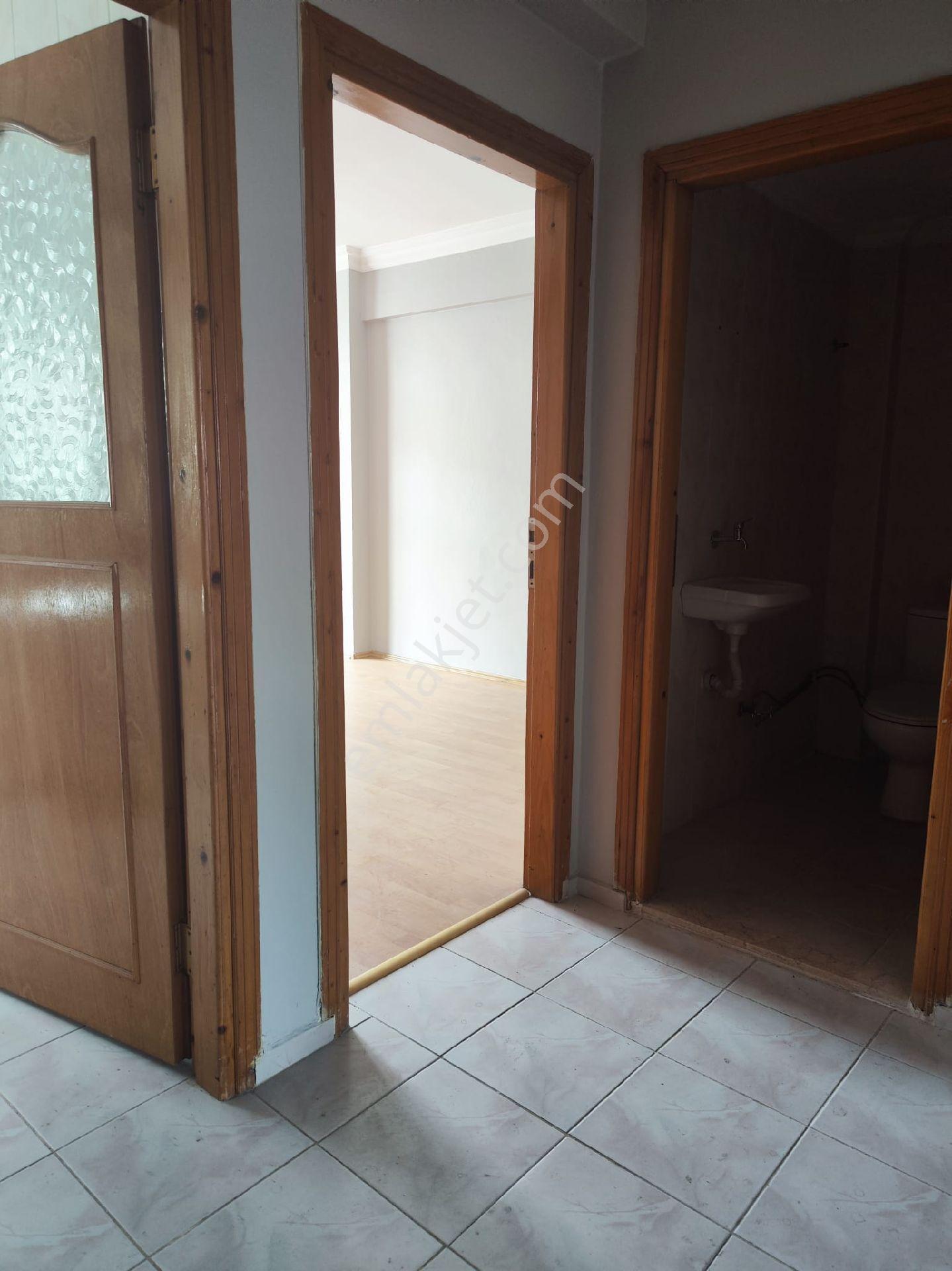 Ümraniye Altınşehir Mahallesi Natoyolu Caddesi 3.kat 2+1 90 Metre Balkonlu Boyalı Kiralık Daire Ev - Görsel 21