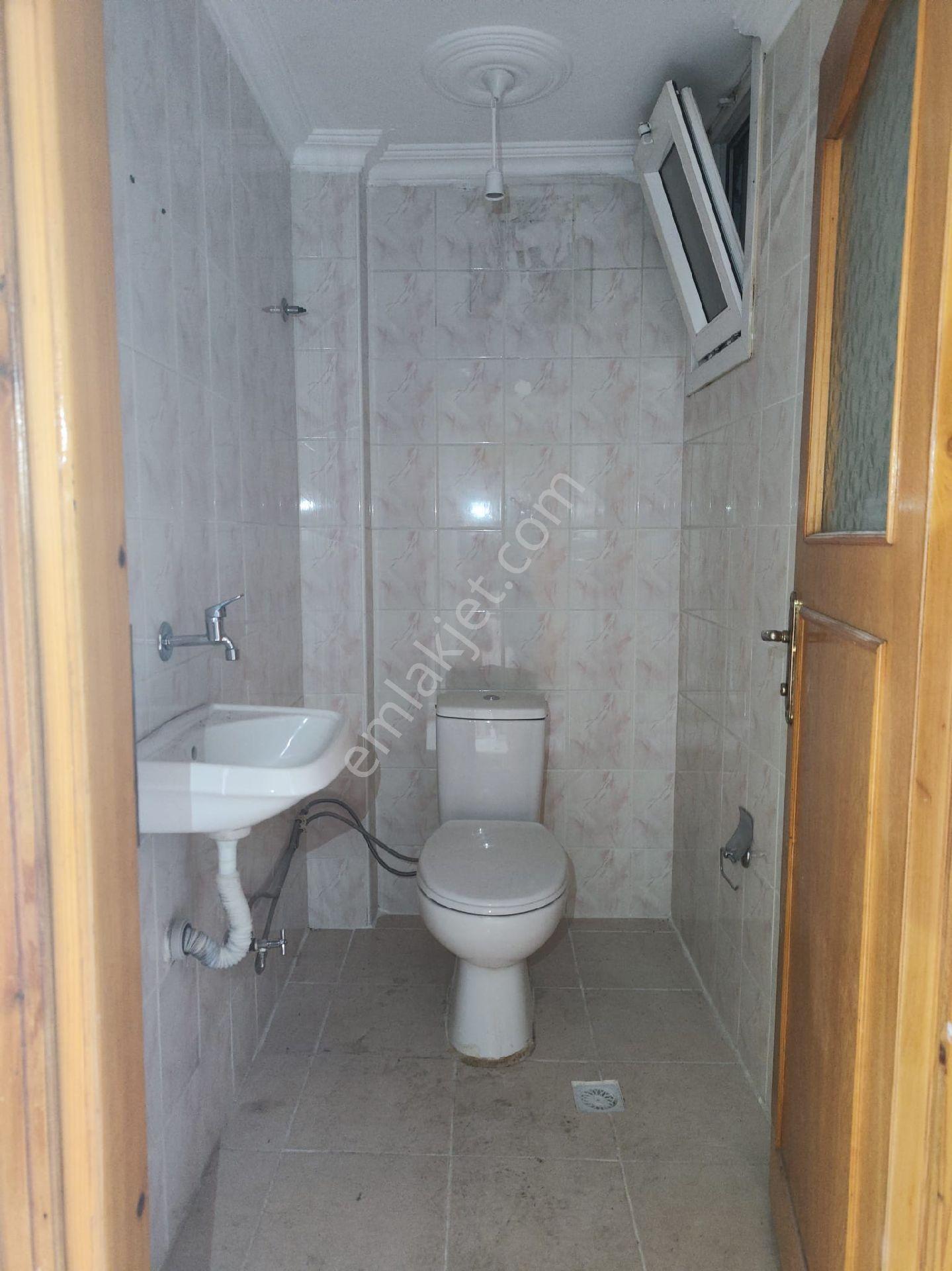 Ümraniye Altınşehir Mahallesi Natoyolu Caddesi 3.kat 2+1 90 Metre Balkonlu Boyalı Kiralık Daire Ev - Görsel 11