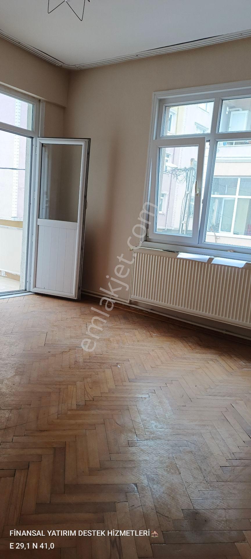 Ümraniye Tepeüstü Mahallesi 1.kat 3+1 120 Metre Balkonlu Boyalı Kiralık Daire Ev - Görsel 4
