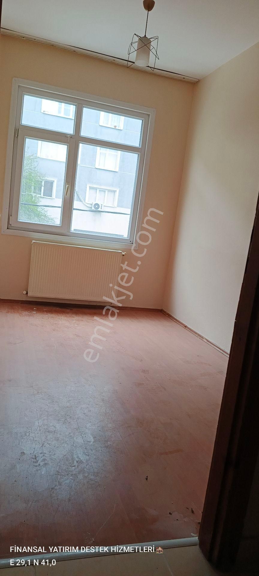 Ümraniye Tepeüstü Mahallesi 1.kat 3+1 120 Metre Balkonlu Boyalı Kiralık Daire Ev - Görsel 12