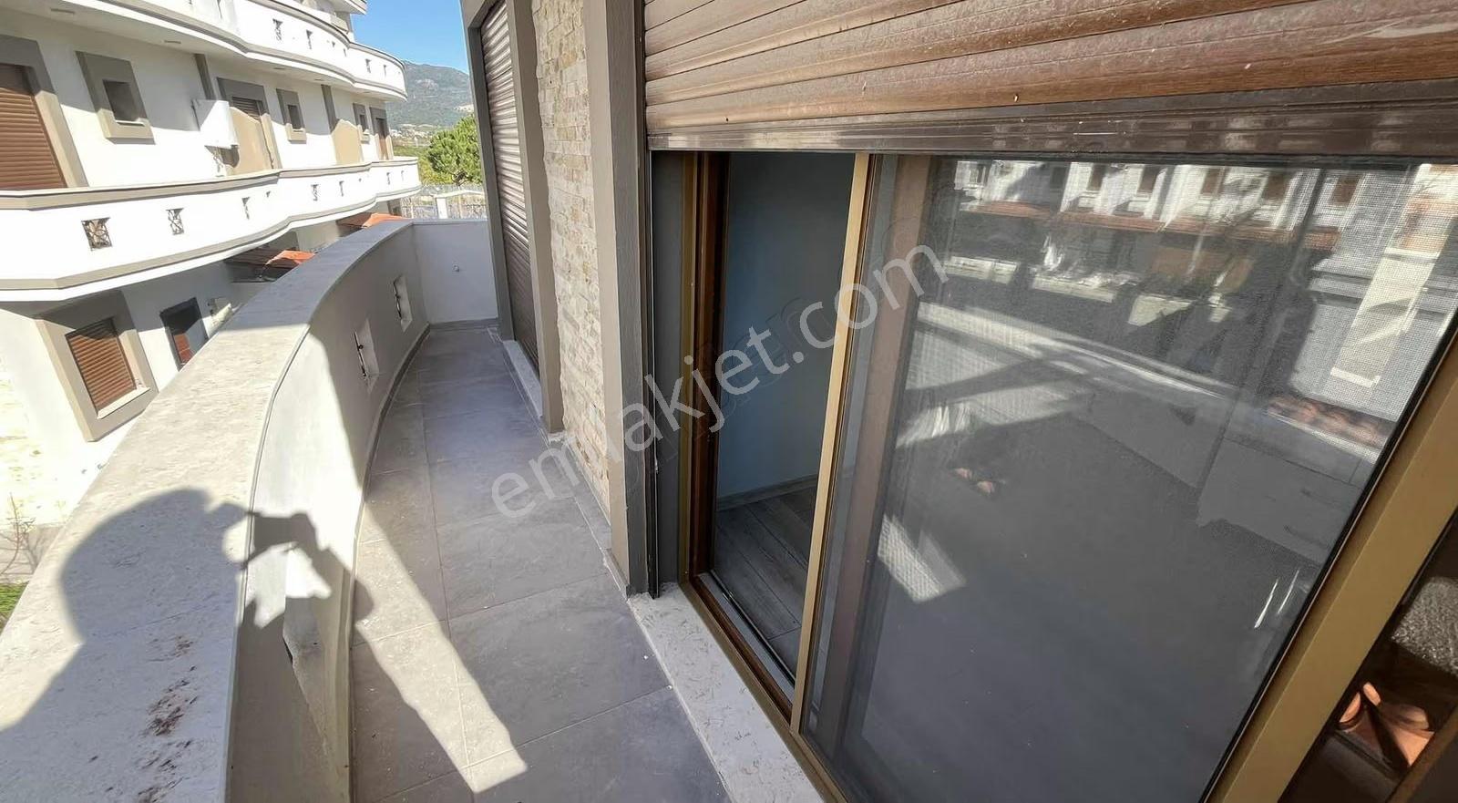 Tek Müstakil Denize 50m Villa (teklife Açık) - Görsel 10