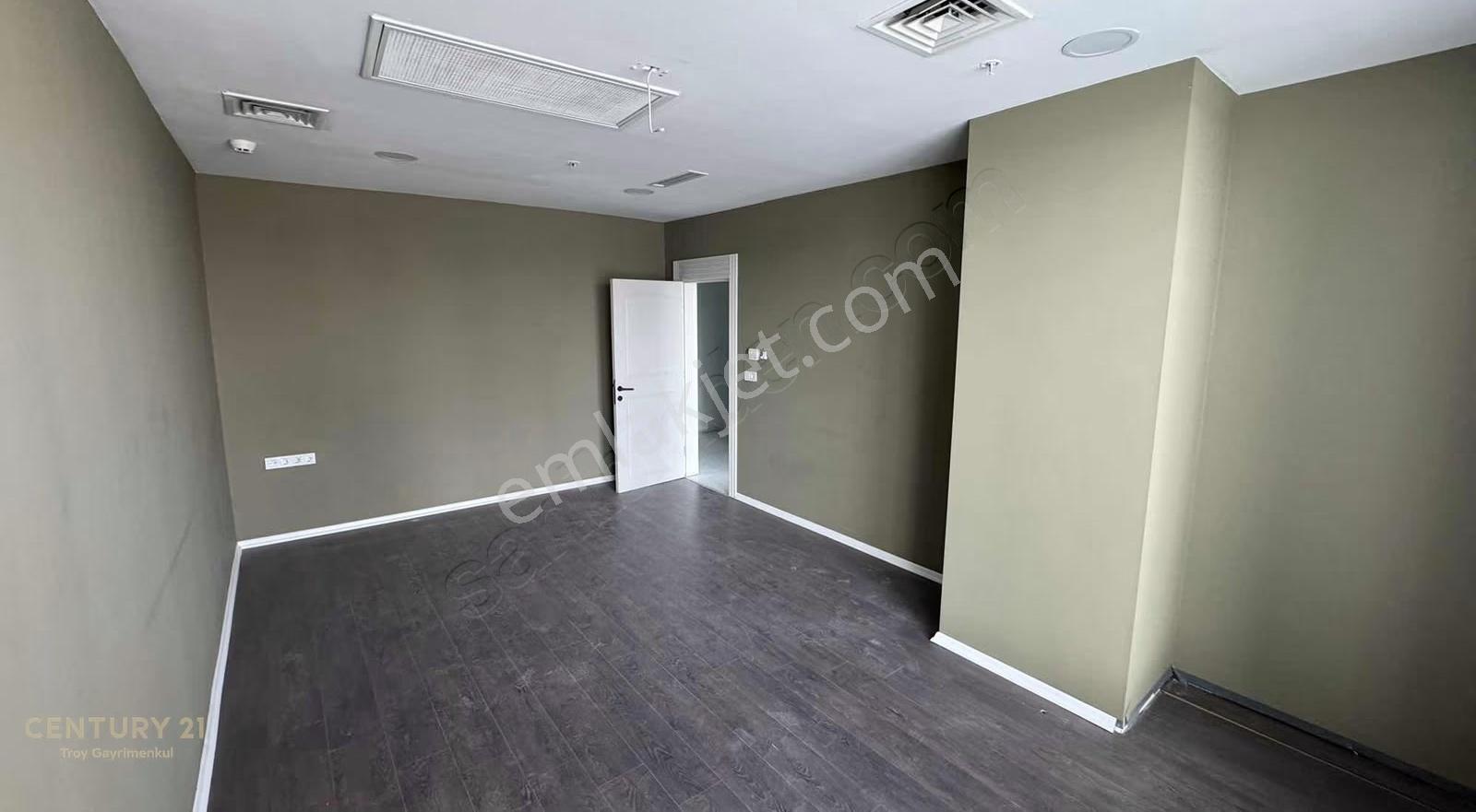 Çukurambar Farilya Residence Prestijli 154m² Ofis 5 Oda - Görsel 16