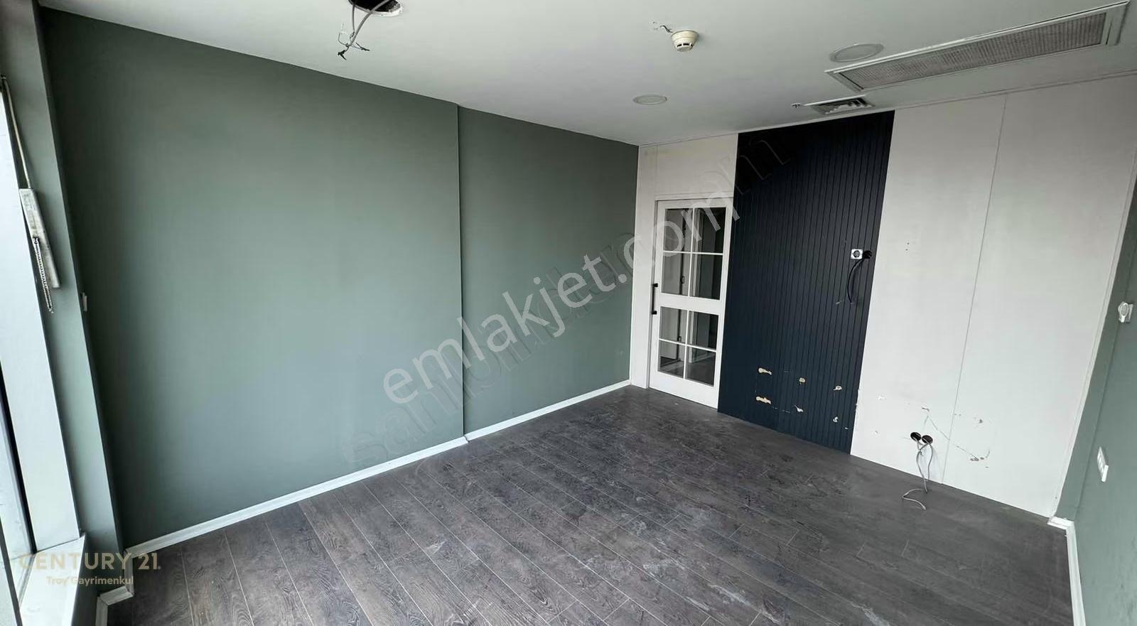 Çukurambar Farilya Residence Prestijli 154m² Ofis 5 Oda - Görsel 12
