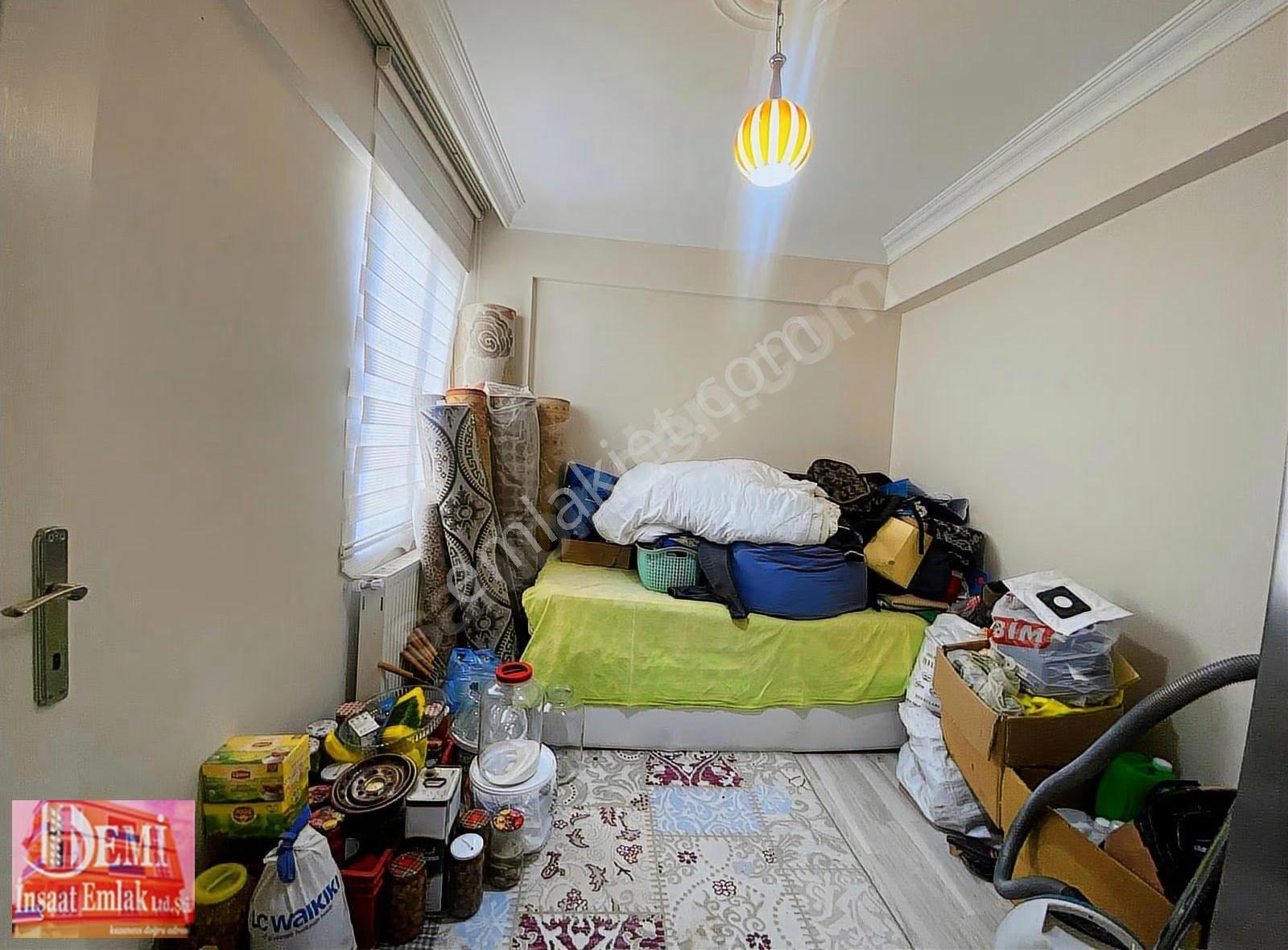 Sakarya Mahallesi'nde Ferah 4.5+1 Dubleks Daire - Görsel 12
