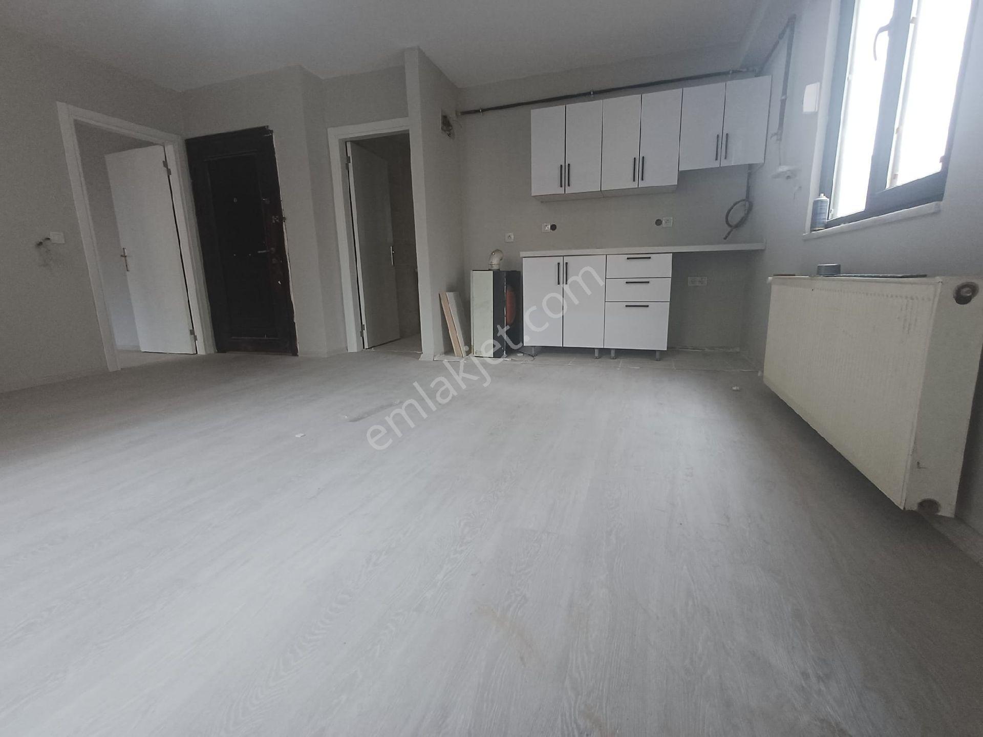 Ümraniye Çamlık İkbal Caddesi Üzerinde 1+1 Sıfır Daire Ler