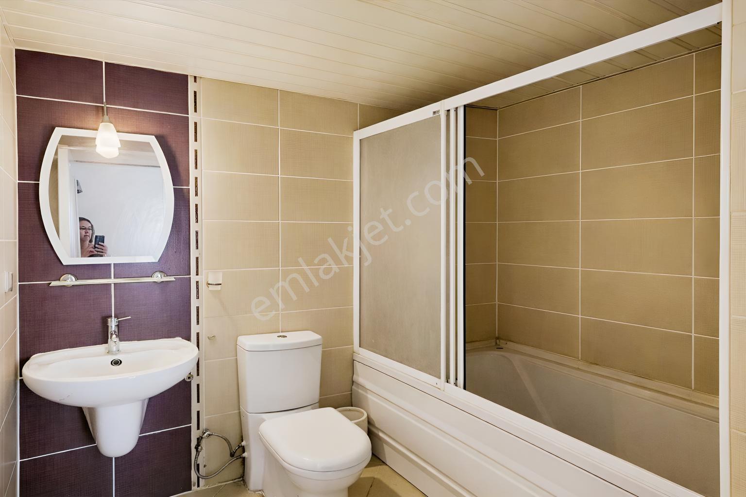 Kemerağzı Satılık Site İçinde Havuzlu Ebeveyn Banyolu 2+1 Daire - Görsel 7