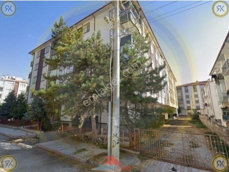 Konya Ereğli Yunuslu Mahallesi Uğur Mumcu Caddesi Uğur Apt. Satılık Daire 4+1 - Görsel 9