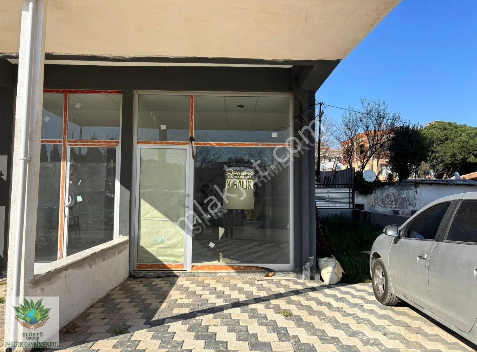 Pasifikten Menderes Cüneytbeyde Kiralık 30 M² Köşe Dükkan - Görsel 2