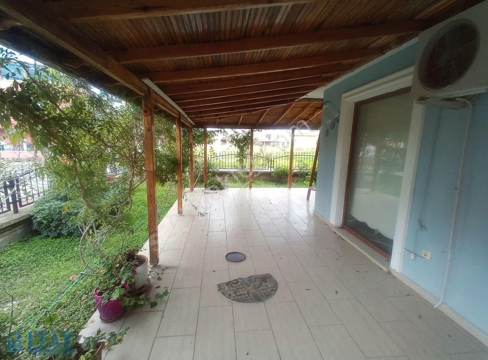 Çok Merkezi Konumda, Denize Ve Zincir Marketlere Çok Yakın Villa - Görsel 18