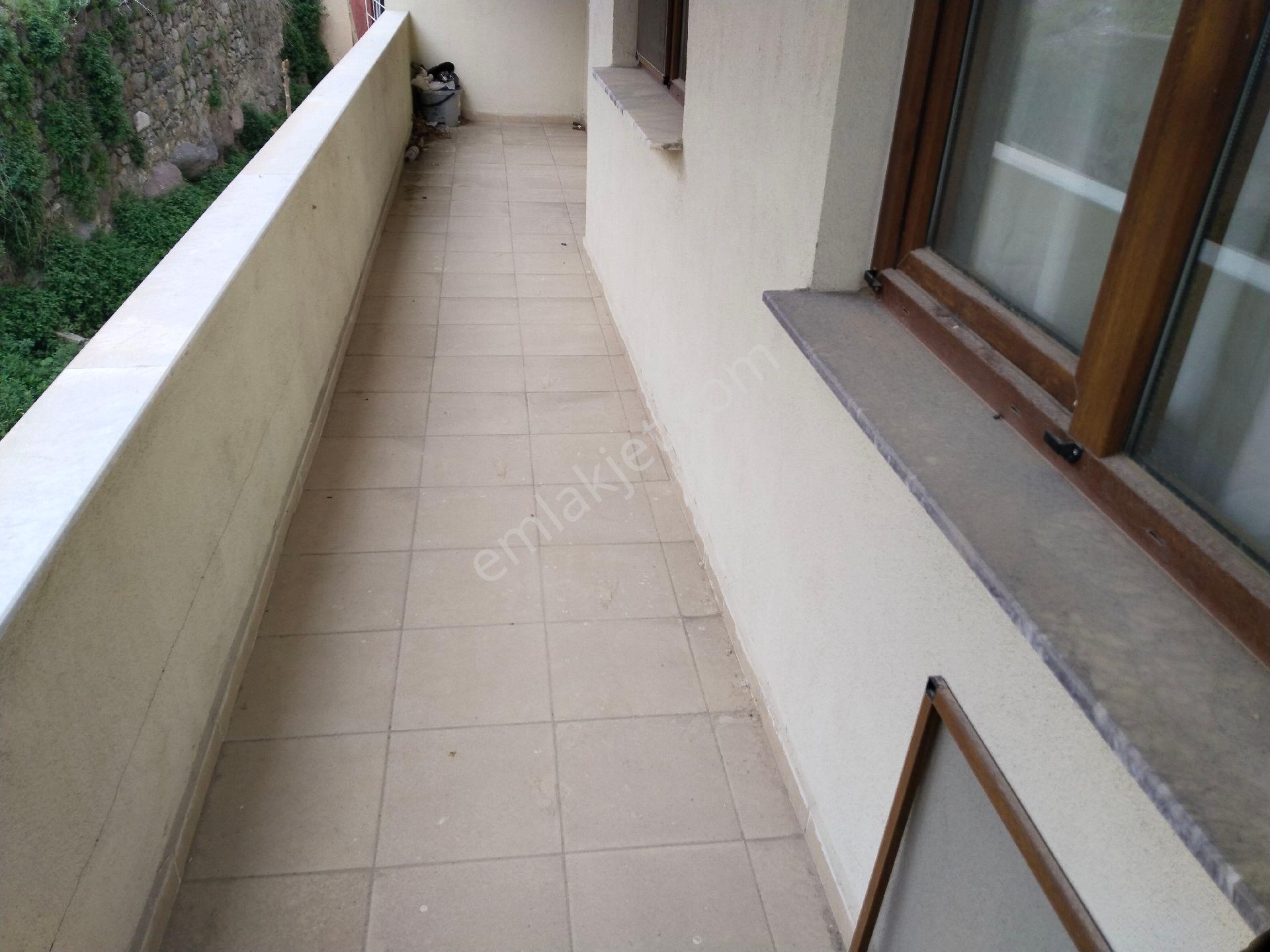 Bergama Zafer Mah Doğalgazlı 3+1 Geniş Eşyalı Kiralık Daire - Görsel 31