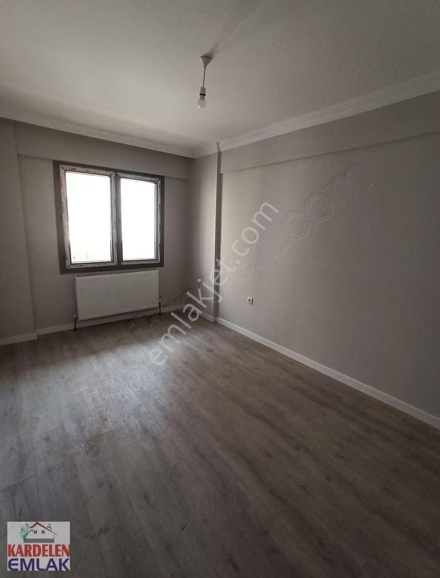 Soma Kardelen Emlak'tan Merkezde, Satılık 2+1 Daire... - Görsel 3