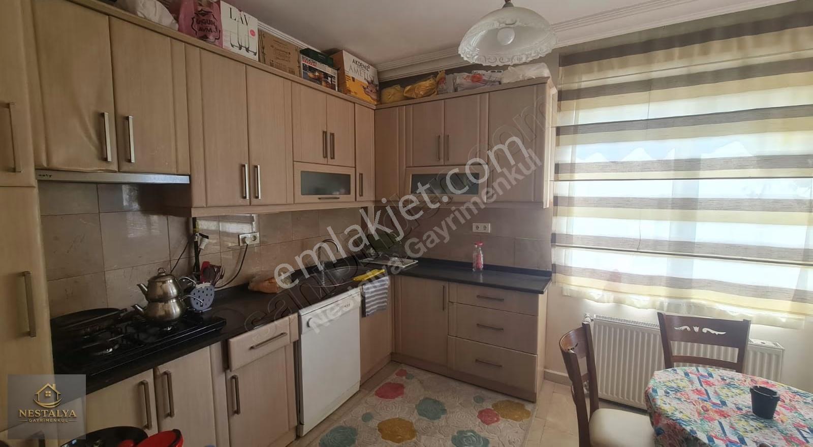 Şehir Hastanesi Yakını 2+1 Eşyalı Doğalgazlı 120 M2 Geniş Daire - Görsel 12