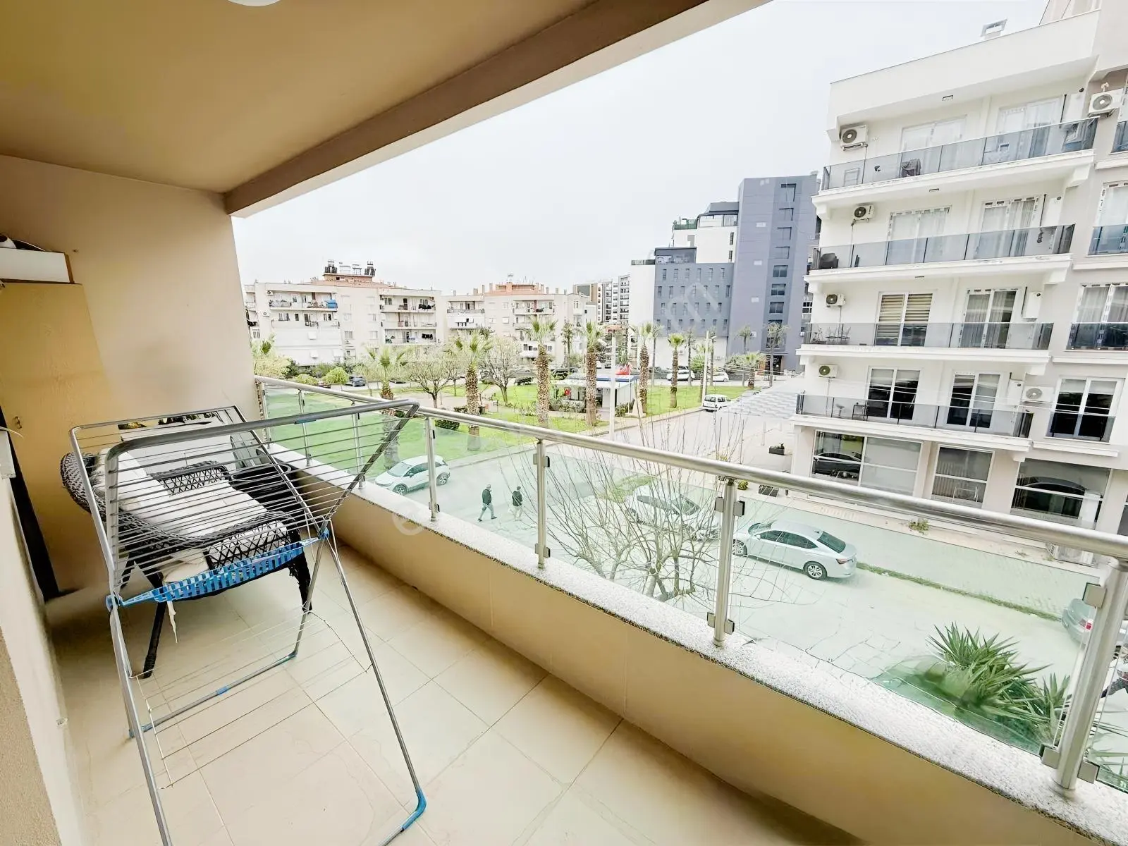 Çiğli Ataşehir Parkyaşam Karşısında Satılık 3+1