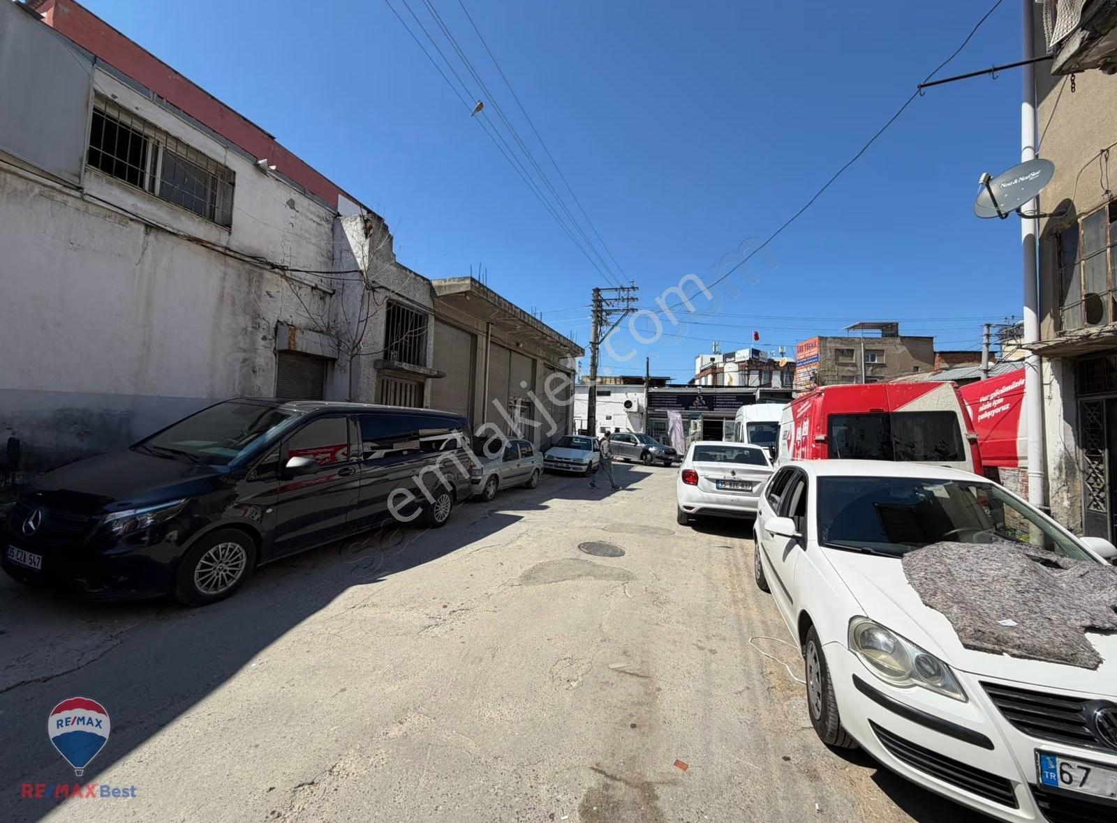 23 Karabağlarda 345 M² Satılık Dükkan - Görsel 5