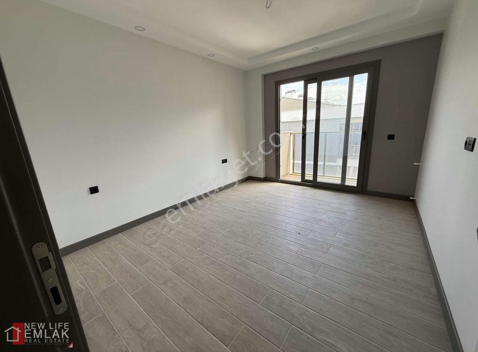 Kuşadasında Okullar Bölgesinde Satılık Uygun Fiyatlı Daire - Görsel 5