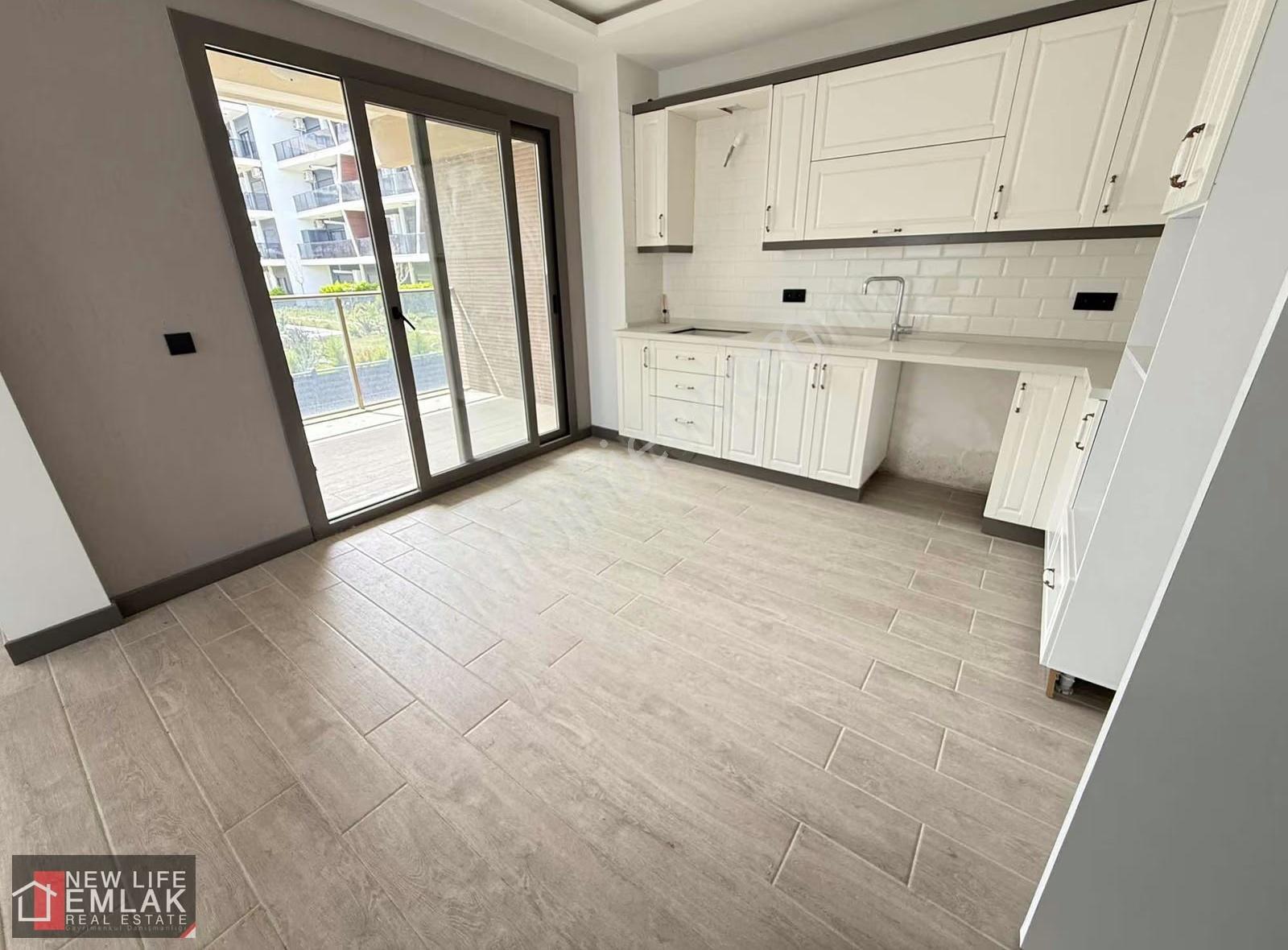 Kuşadasında Okullar Bölgesinde Satılık Uygun Fiyatlı Daire - Görsel 9
