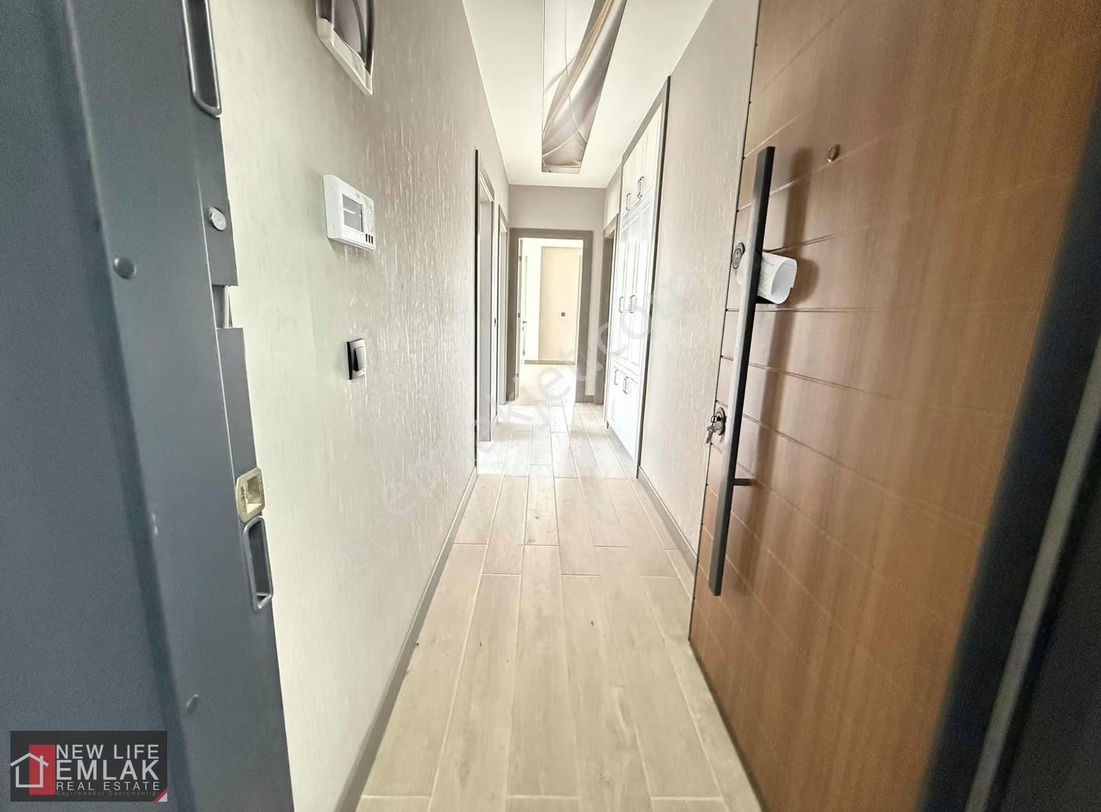 Kuşadasında Okullar Bölgesinde Satılık Uygun Fiyatlı Daire - Görsel 21