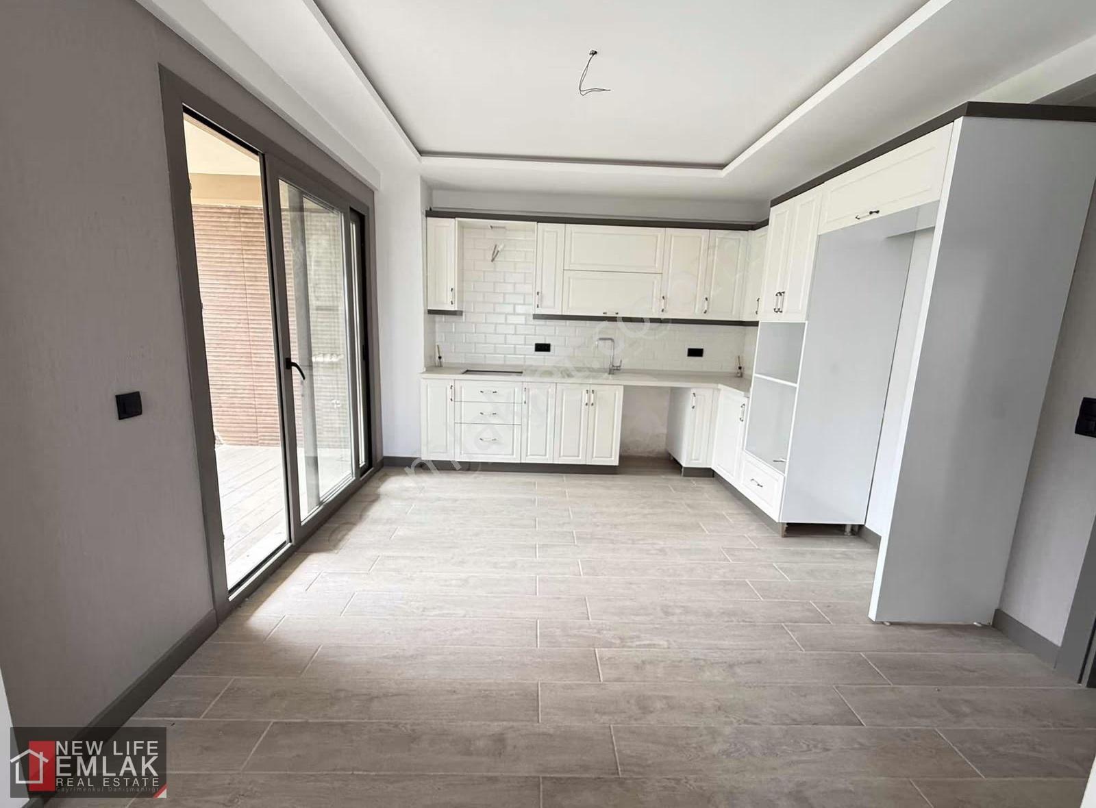 Kuşadasında Okullar Bölgesinde Satılık Uygun Fiyatlı Daire - Görsel 12
