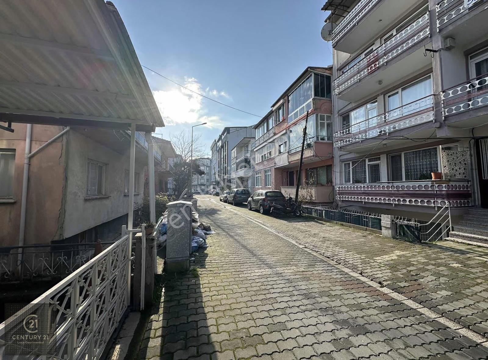 C21 Loca'dan Bahçelievler'de Çarşıya Yakın Yenilenmiş 2+1 Daire - Görsel 8