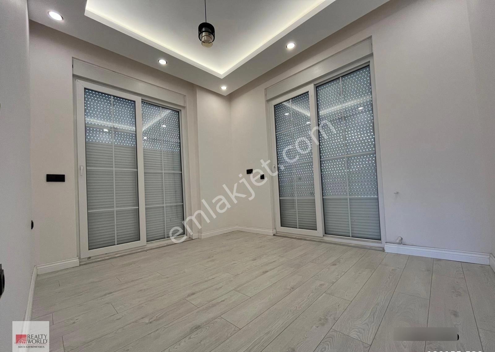 Döşemealtı'nda Satılık 5+2 Lüks Villa | Teraslı | Bahçeli - Görsel 11