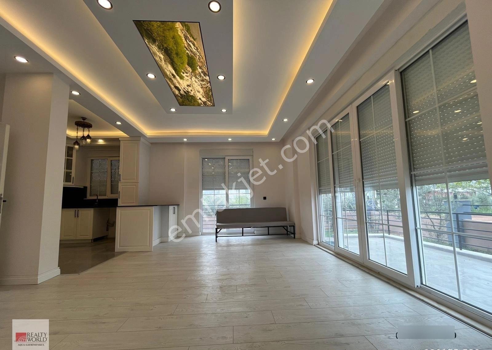 Döşemealtı'nda Satılık 5+2 Lüks Villa | Teraslı | Bahçeli - Görsel 30