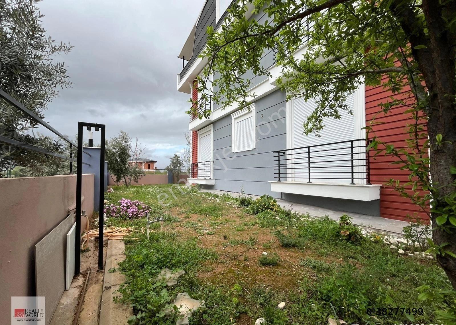 Döşemealtı'nda Satılık 5+2 Lüks Villa | Teraslı | Bahçeli - Görsel 20