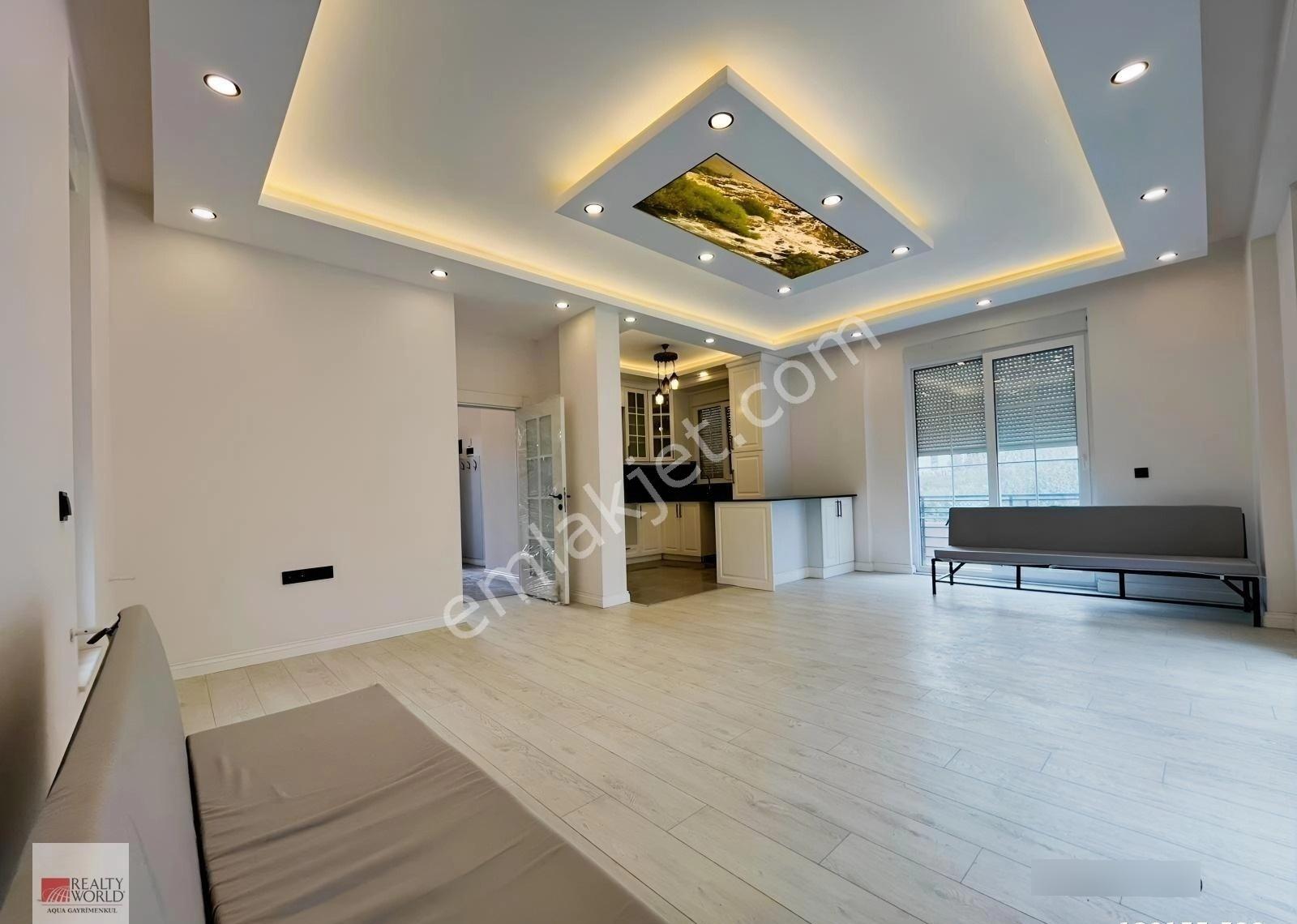 Döşemealtı'nda Satılık 5+2 Lüks Villa | Teraslı | Bahçeli - Görsel 9
