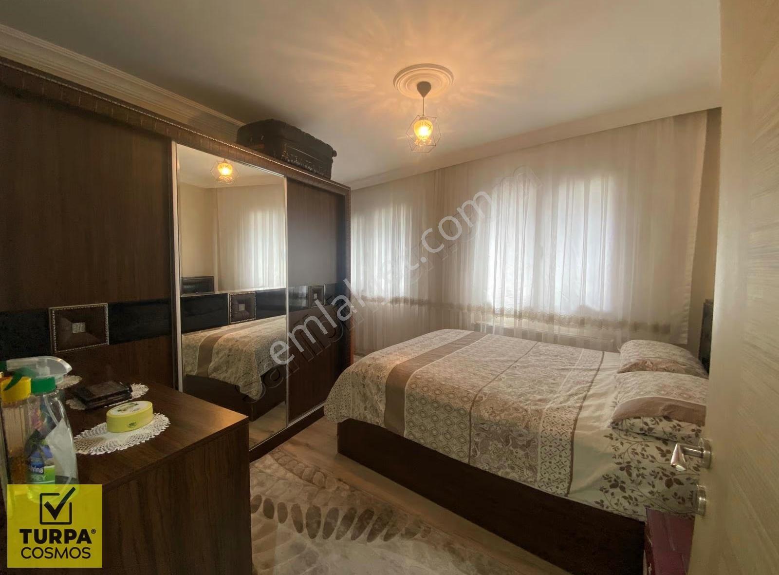 Konak'da Site İçi Otoparklı Çift Asansörlü Geniş 2+1 Daire - Görsel 11