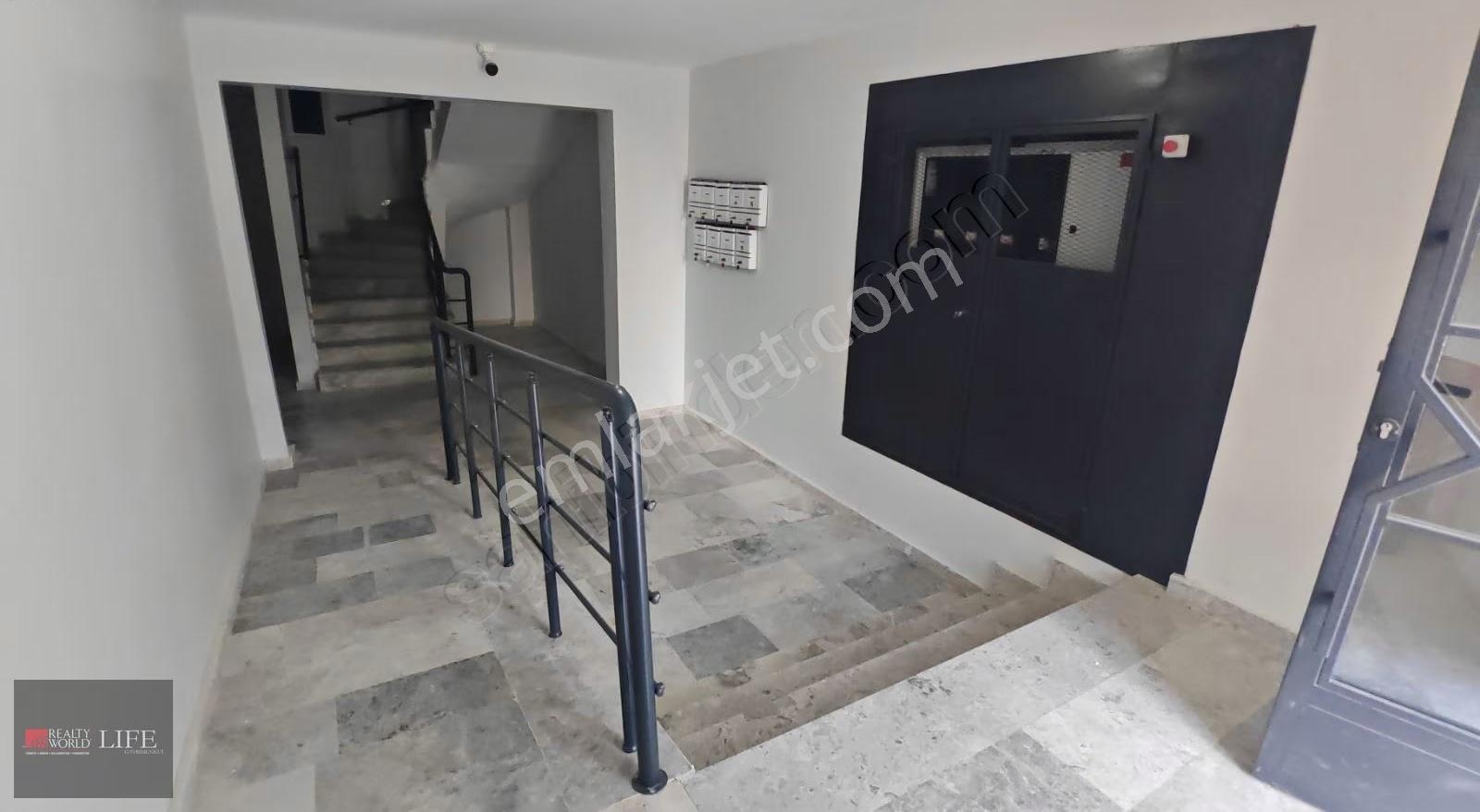 Rw Lıfe// Zincirlikuyu Mh Güner Sk.üzeri Kiralık 1+1 Daire - Görsel 2