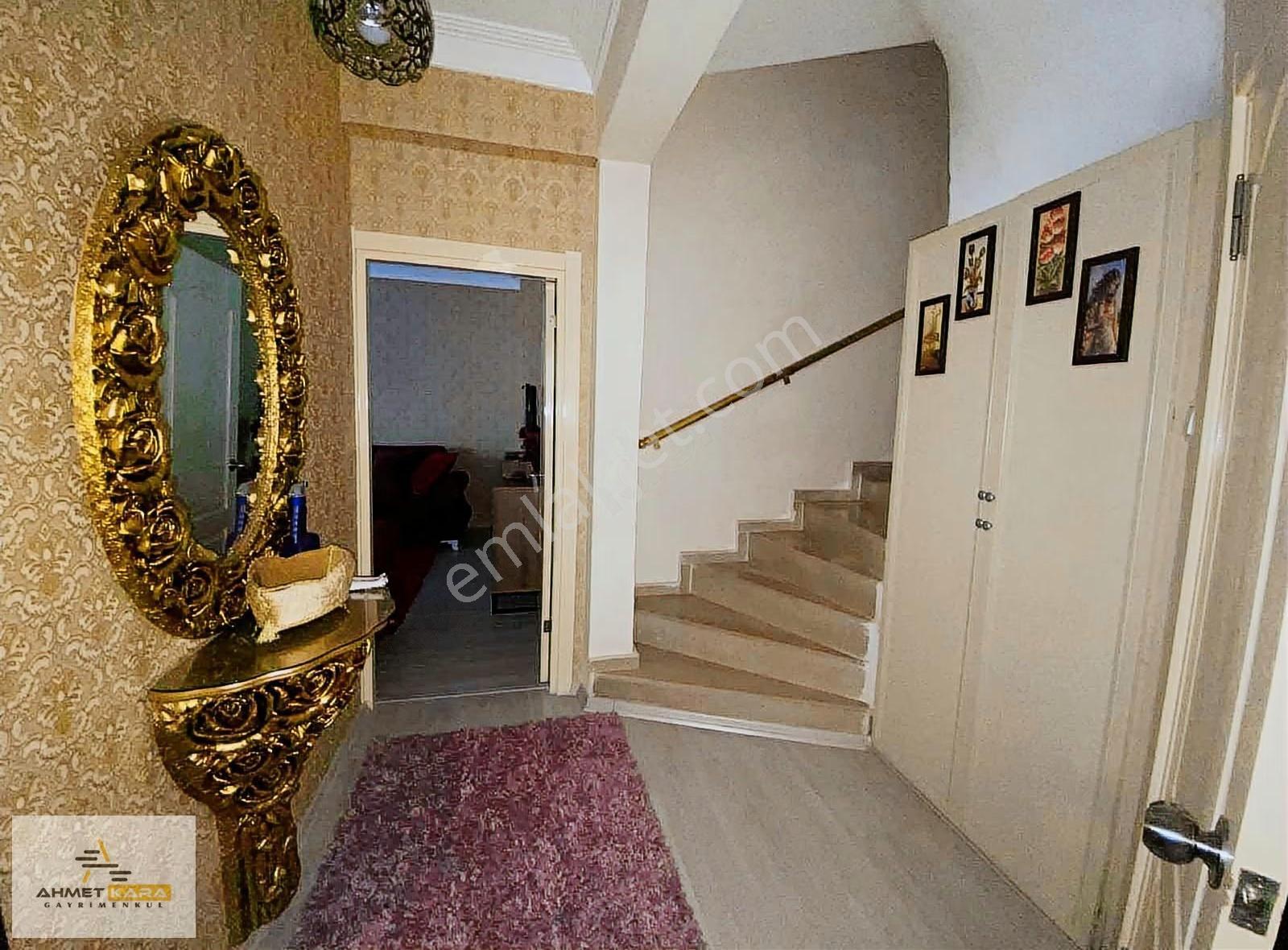 Ahmet Kara'dan 50.yıl Mah.4+1 Eşyalı Kiralık Tripleks Villa - Görsel 15