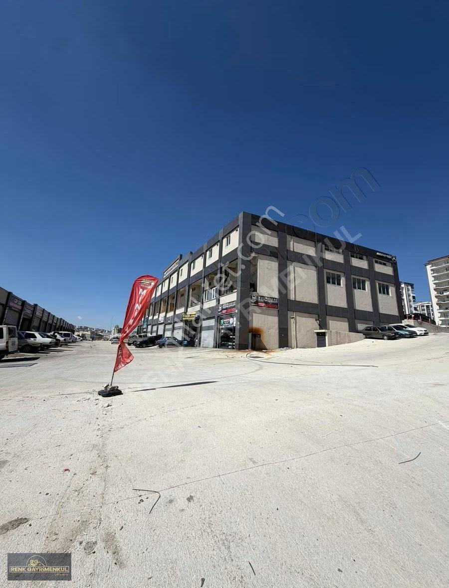 R E N K Ten Aydınlarda 157 Mt Npk Oto Sanayi Sitesinde İş Yeri - Görsel 4