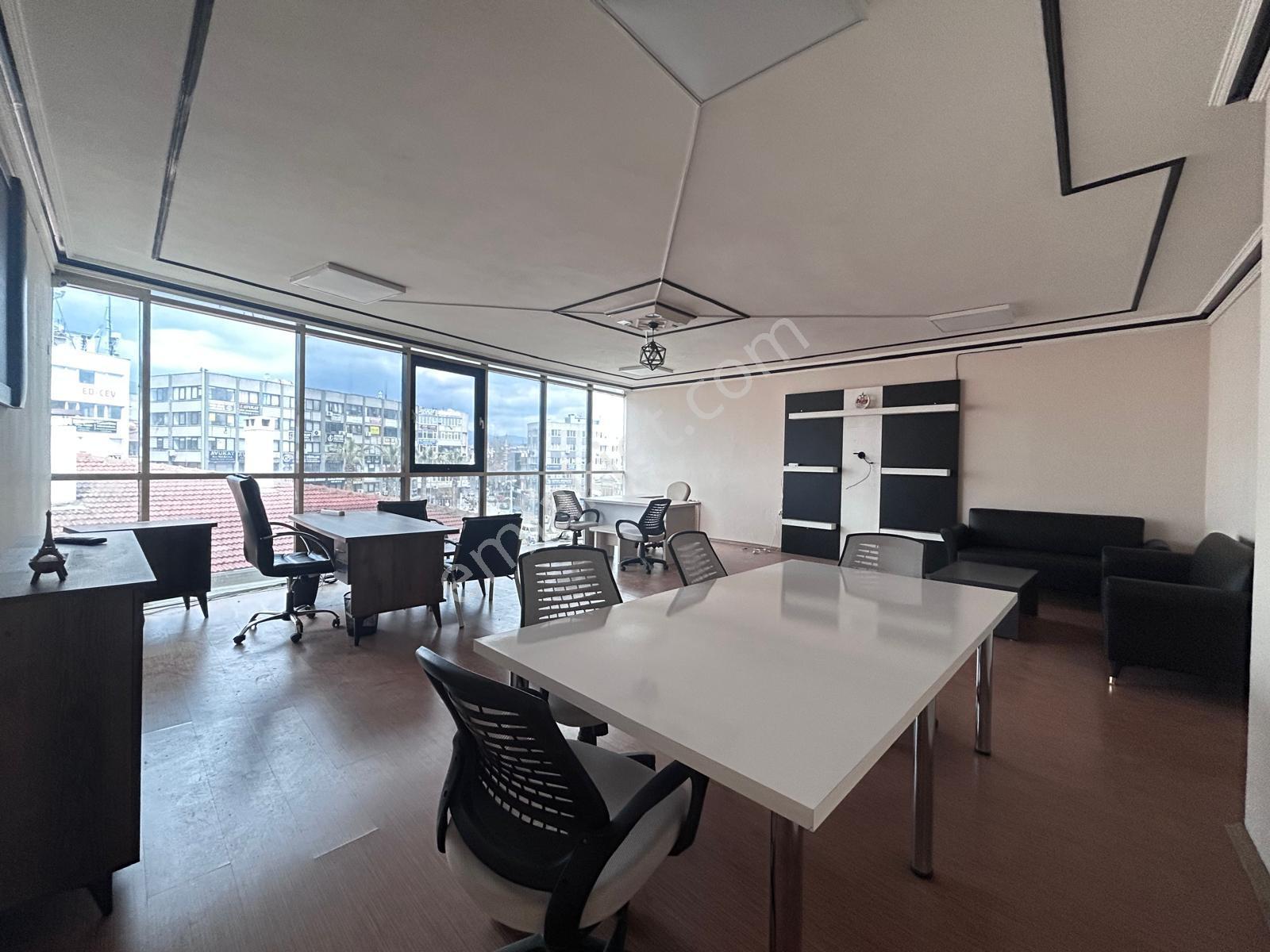Edremit Merkezde Prestijli 2+1 Kiralık Ofis - Görsel 26