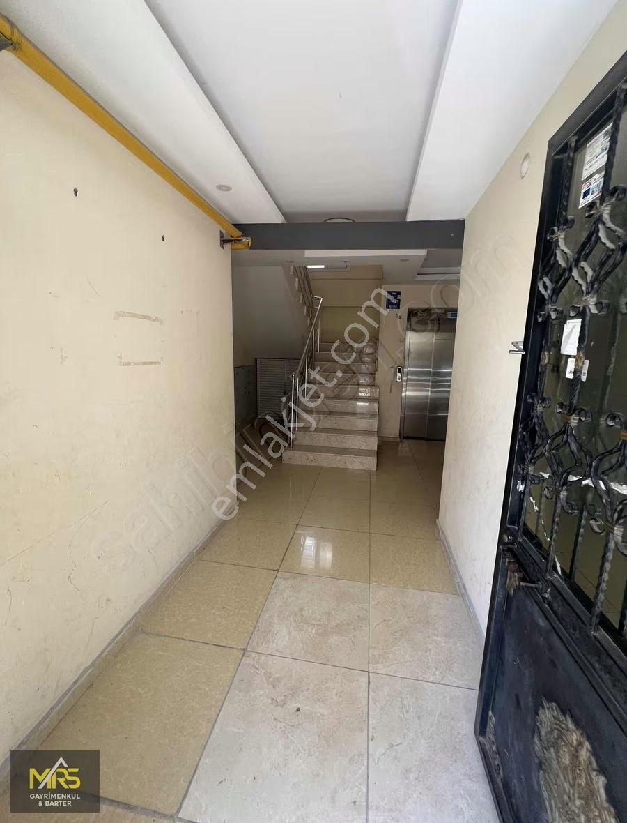 Mrs Gayrimenkul'den Yalınayak'ta Ekstralı Ara Kat 4+1 Daire - Görsel 4