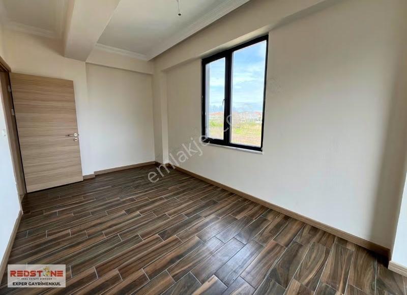 Havuzlu Sitede Müstakil Bahçeli Verandalı Teraslı Sıfır Villa - Görsel 21
