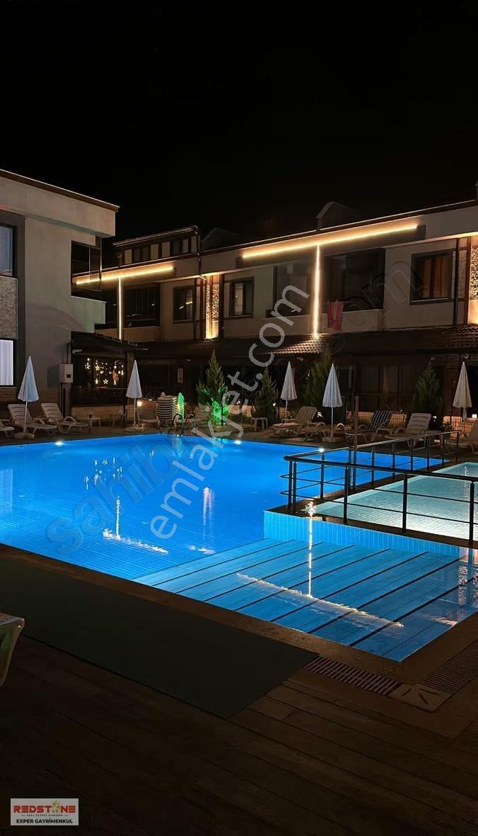 Havuzlu Sitede Müstakil Bahçeli Verandalı Teraslı Sıfır Villa - Görsel 33